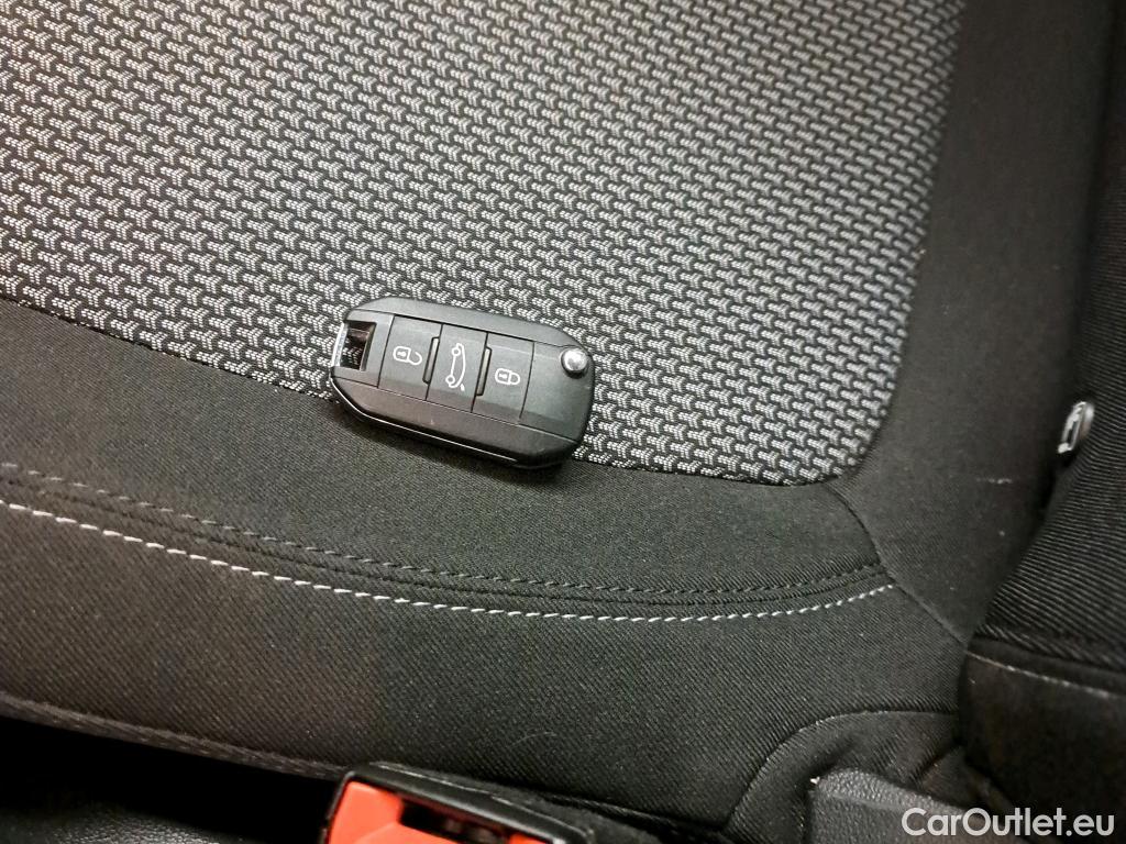  Opel   Grandland X OPEL / 2017 / 5P / todoterreno 1.5 CDTi Selective Pro #1