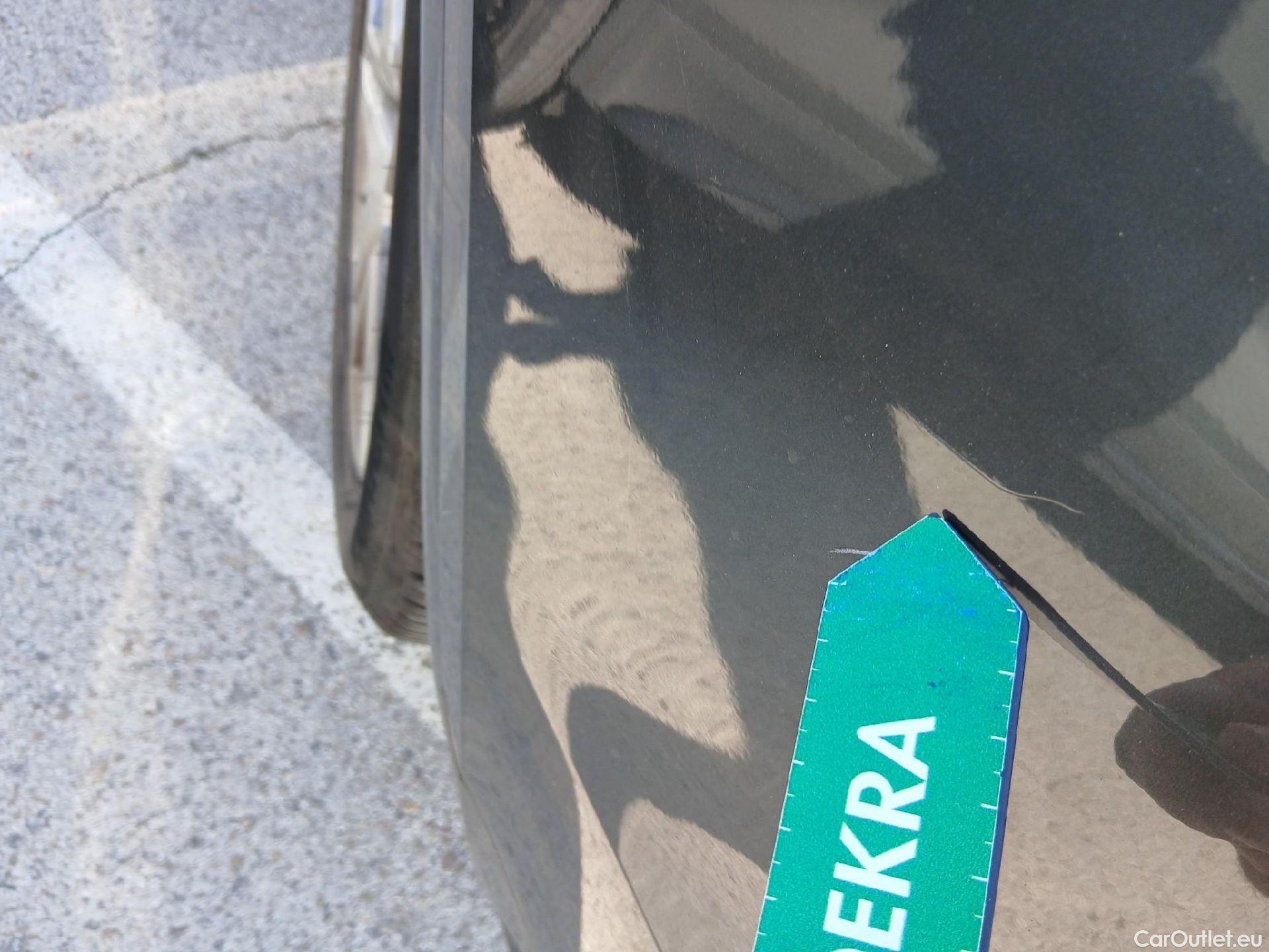  Audi  Q5  FYG 35 TDI advanced 2.0 TDI 165CV AT7 E6d #34