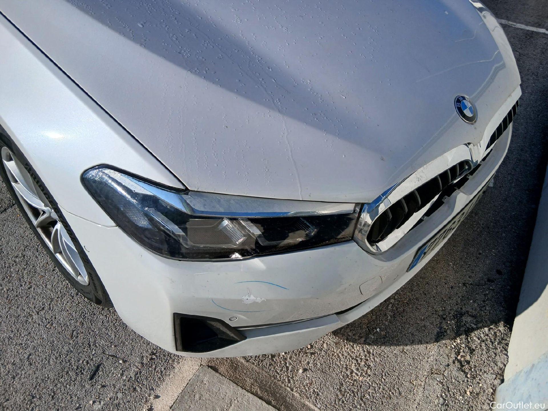  Bmw  Serie 5 BMW  / 2020 / 4P / sedán 520dA #4