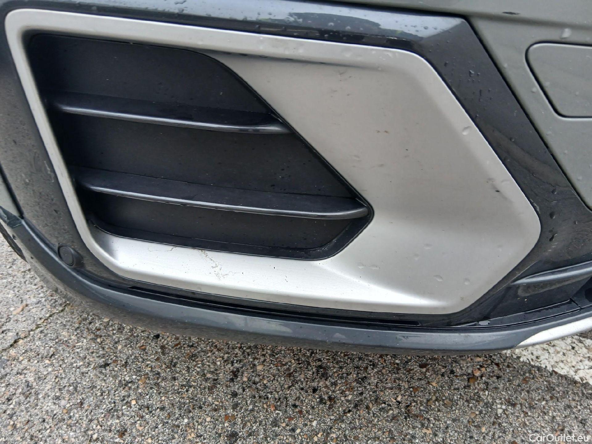  Audi  Q2 AUDI  / 2016 / 5P / todoterreno Design 30 TFSI 85kW (116CV) #11