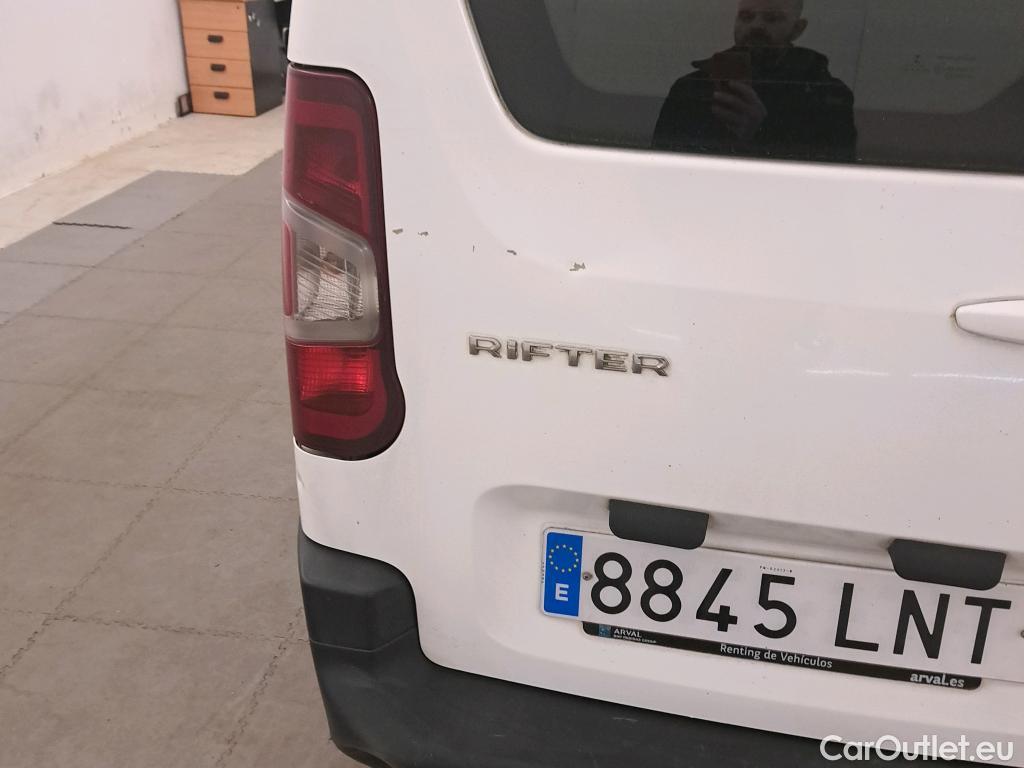  Peugeot  RIFTER PEUGEOT  / 2018 / 5P / monovolumen compacto Active Pack Standard BlueHDi 73kW #24
