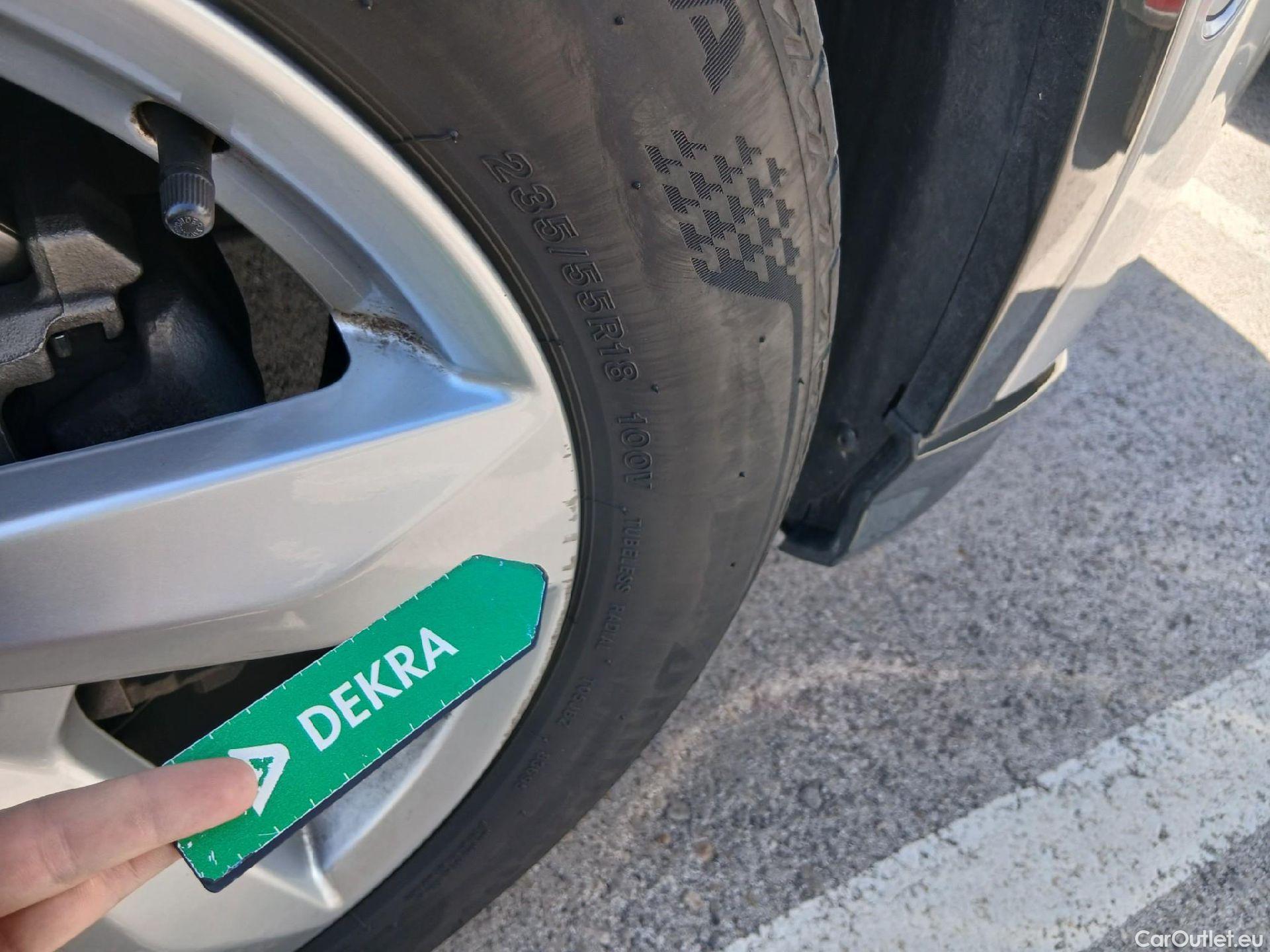  Audi  Q3 AUDI  / 2018 / 5P / todoterreno Advanced 35 TFSI 110kW (150CV) S tronic #2