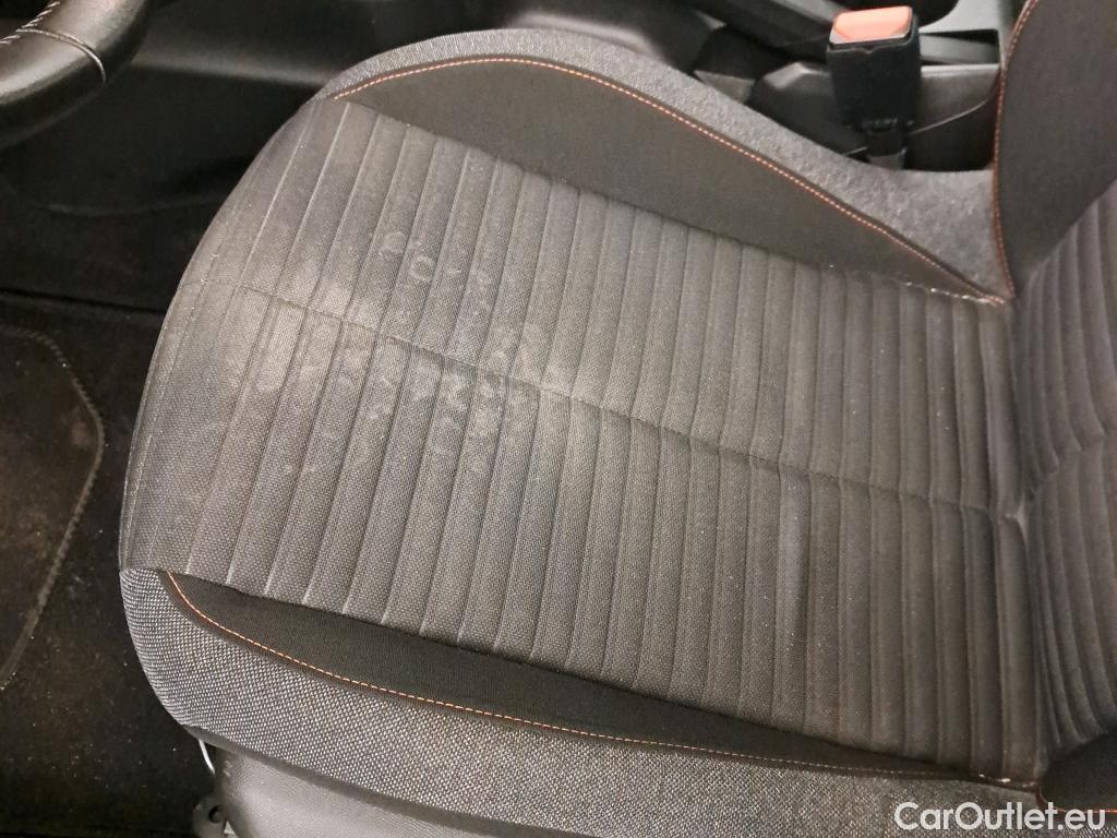  Peugeot  2008 PEUGEOT  / 2019 / 5P / todoterreno Active Puretech 100 S&S BVM6 #5