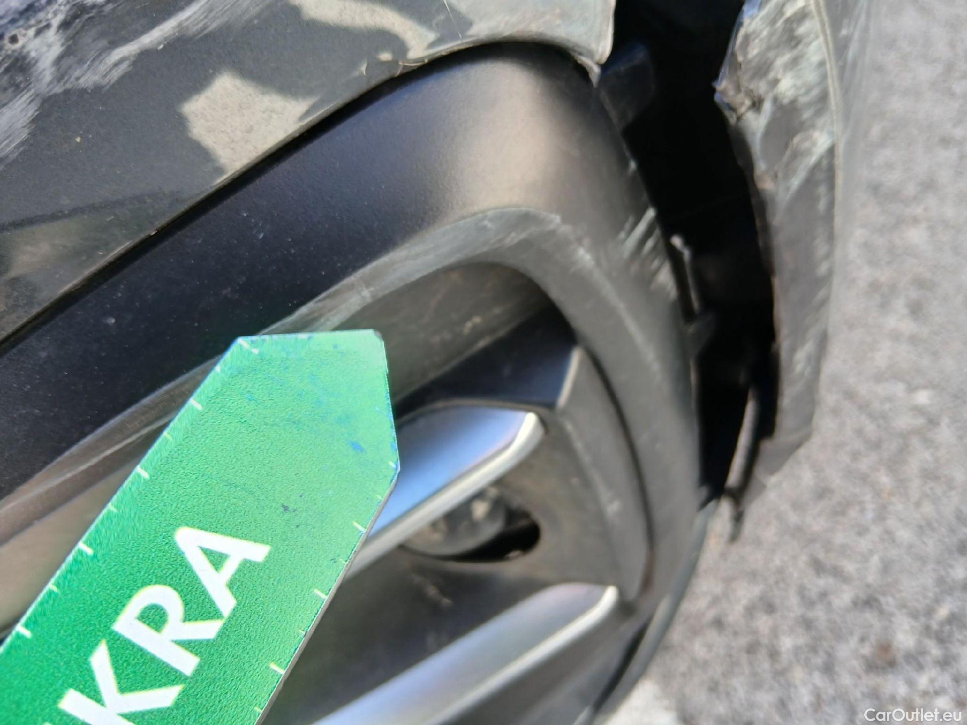  Audi  Q5  FYG 35 TDI advanced 2.0 TDI 165CV AT7 E6d #6