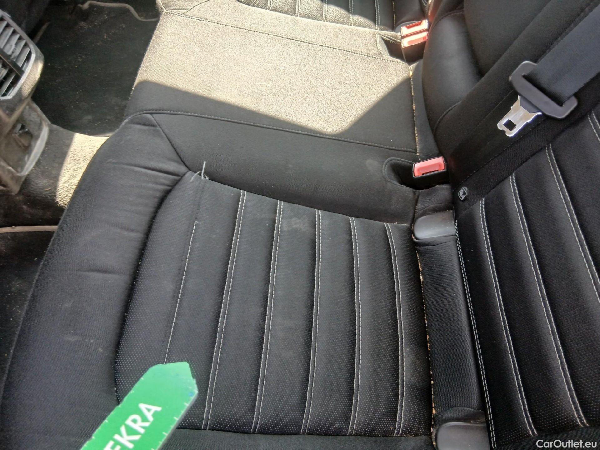  Ford  Mondeo FORD  / 2014 / 5P / familiar 2.0 TDCi 110kW Trend SportBreak #20