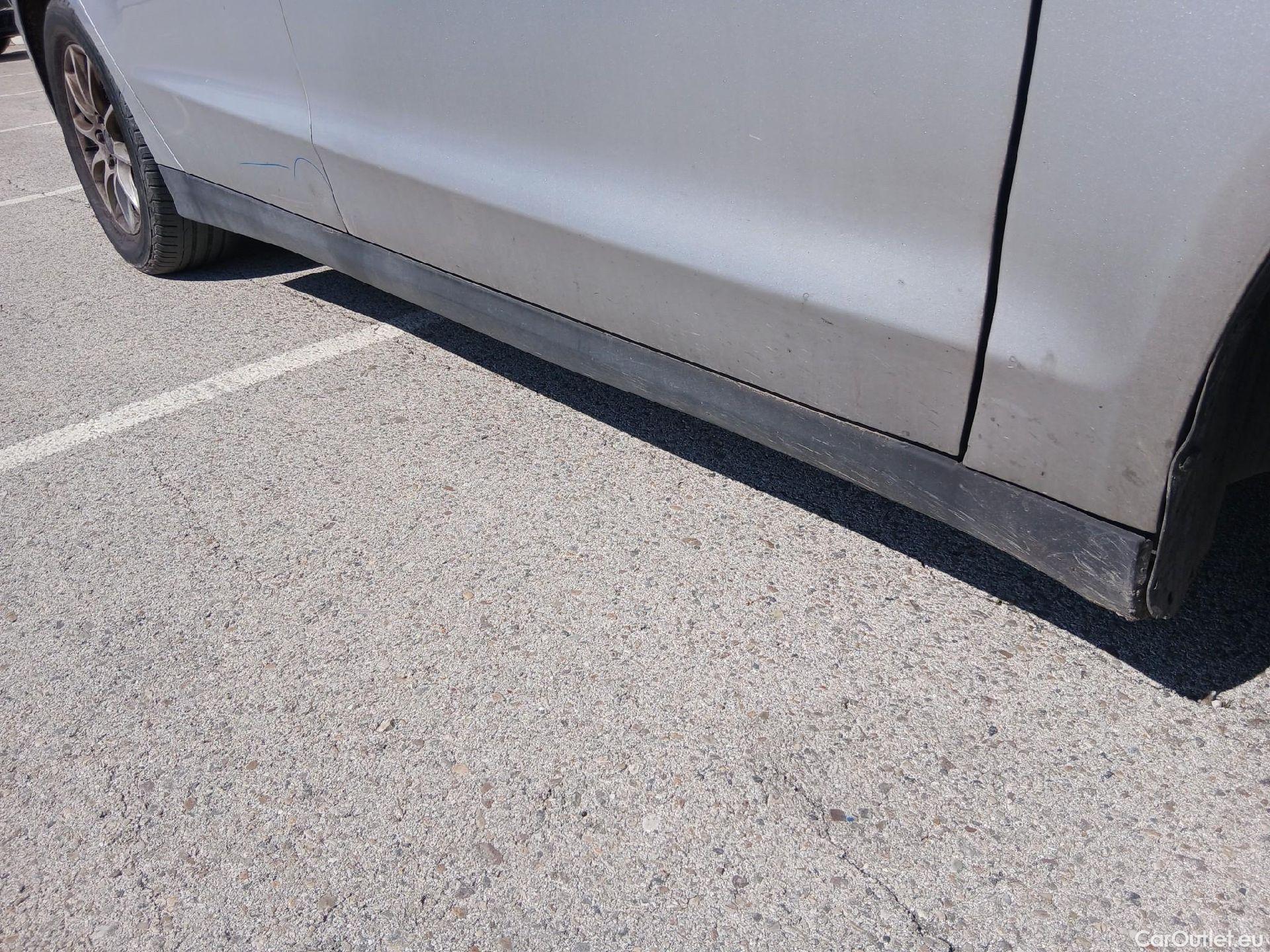  Ford  Mondeo FORD  / 2014 / 5P / familiar 2.0 TDCi 110kW Trend SportBreak #48