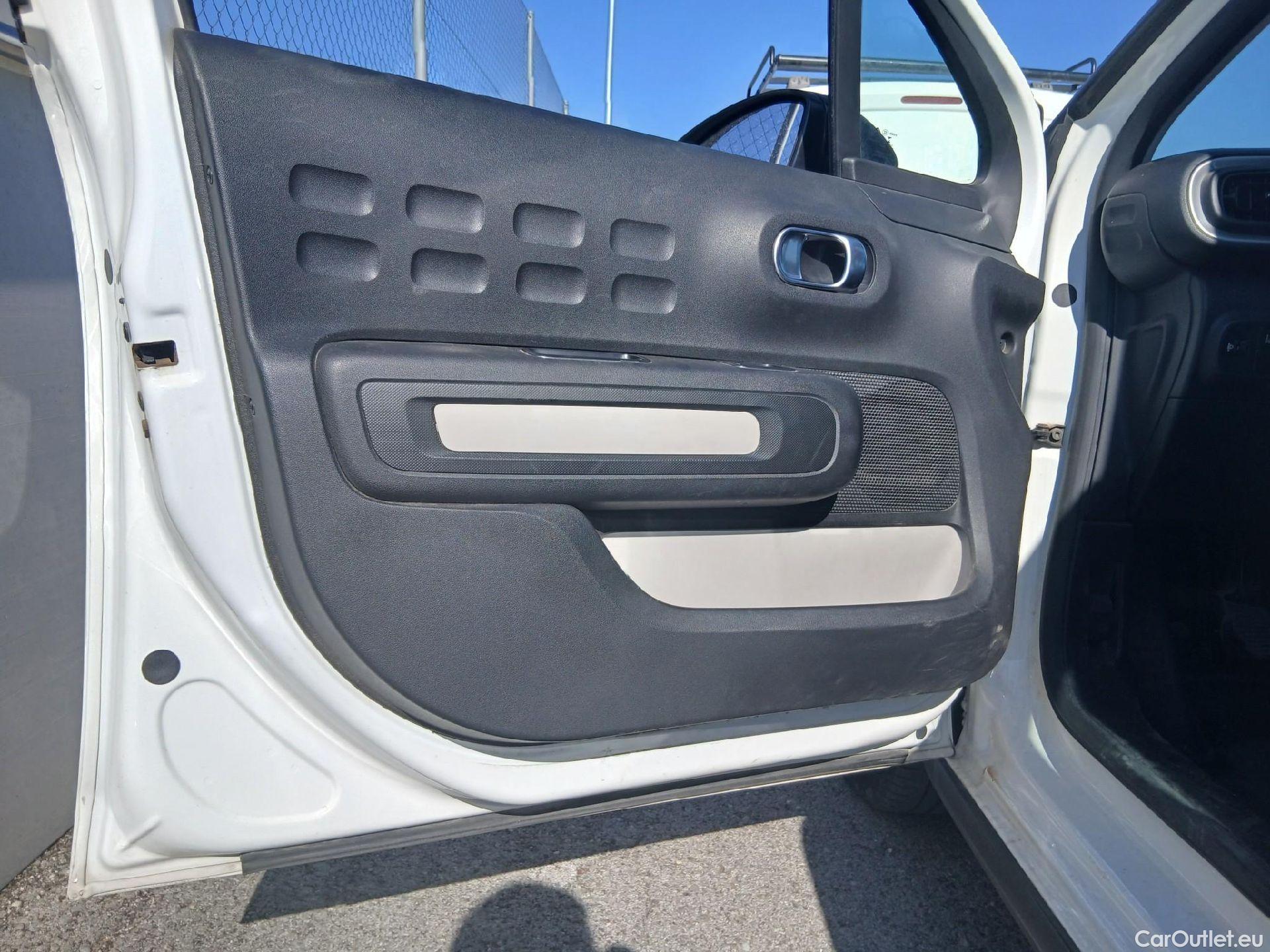  Citroen  C3 CITROEN  / 2020 / 5P / berlina con portón BlueHDi 75KW (100CV) S&S Live Pack #14