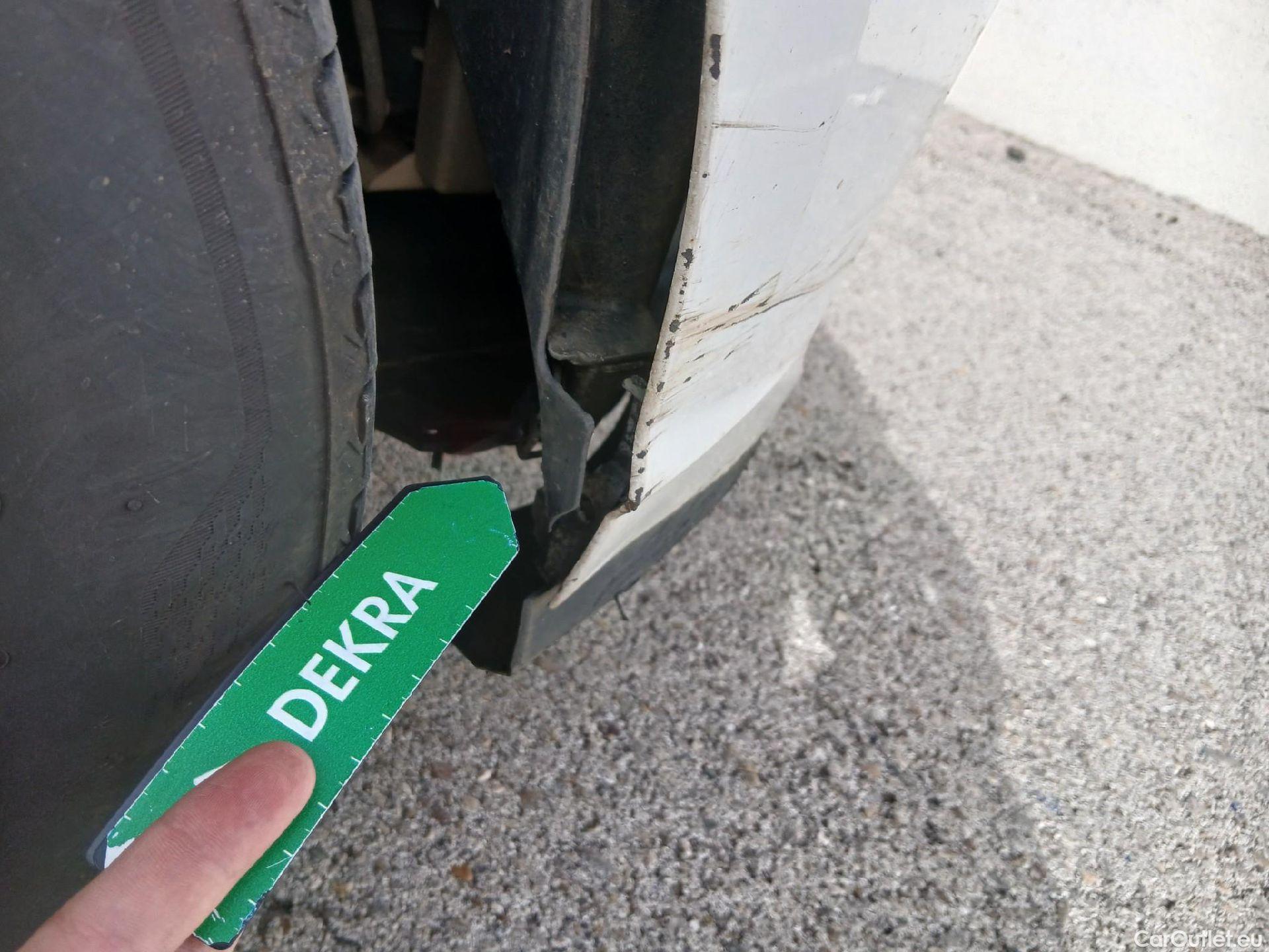  Hyundai  i20 HYUNDAI  / 2020 / 5P / berlina con portón 1.0 TGDI 74kW (100CV) 48V Essence #38