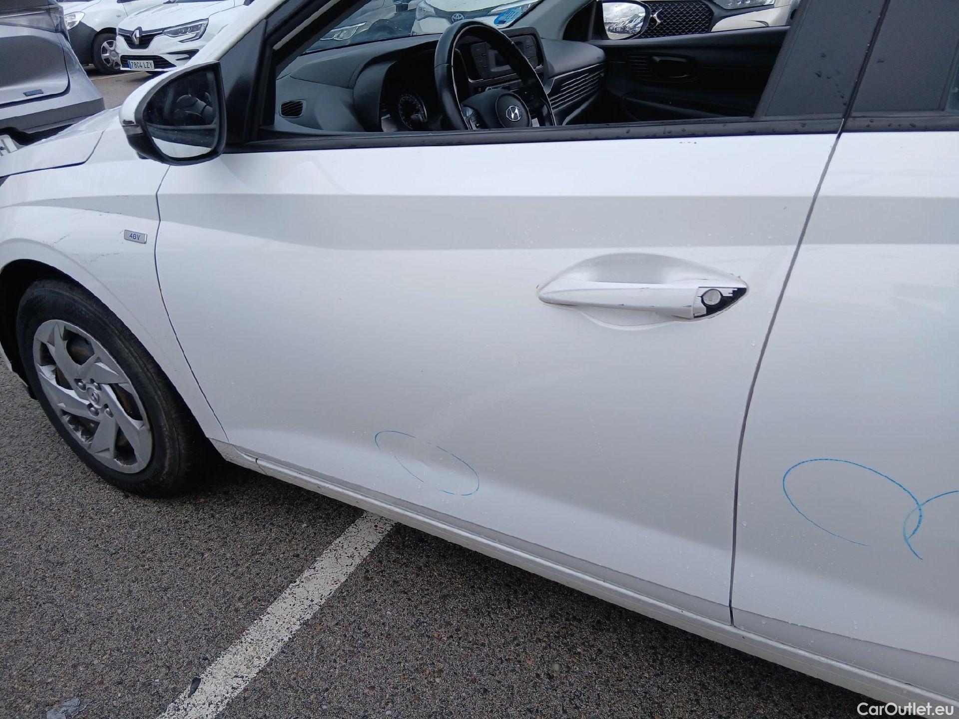  Hyundai  i20 HYUNDAI  / 2020 / 5P / berlina con portón 1.0 TGDI 74kW (100CV) 48V Essence #6