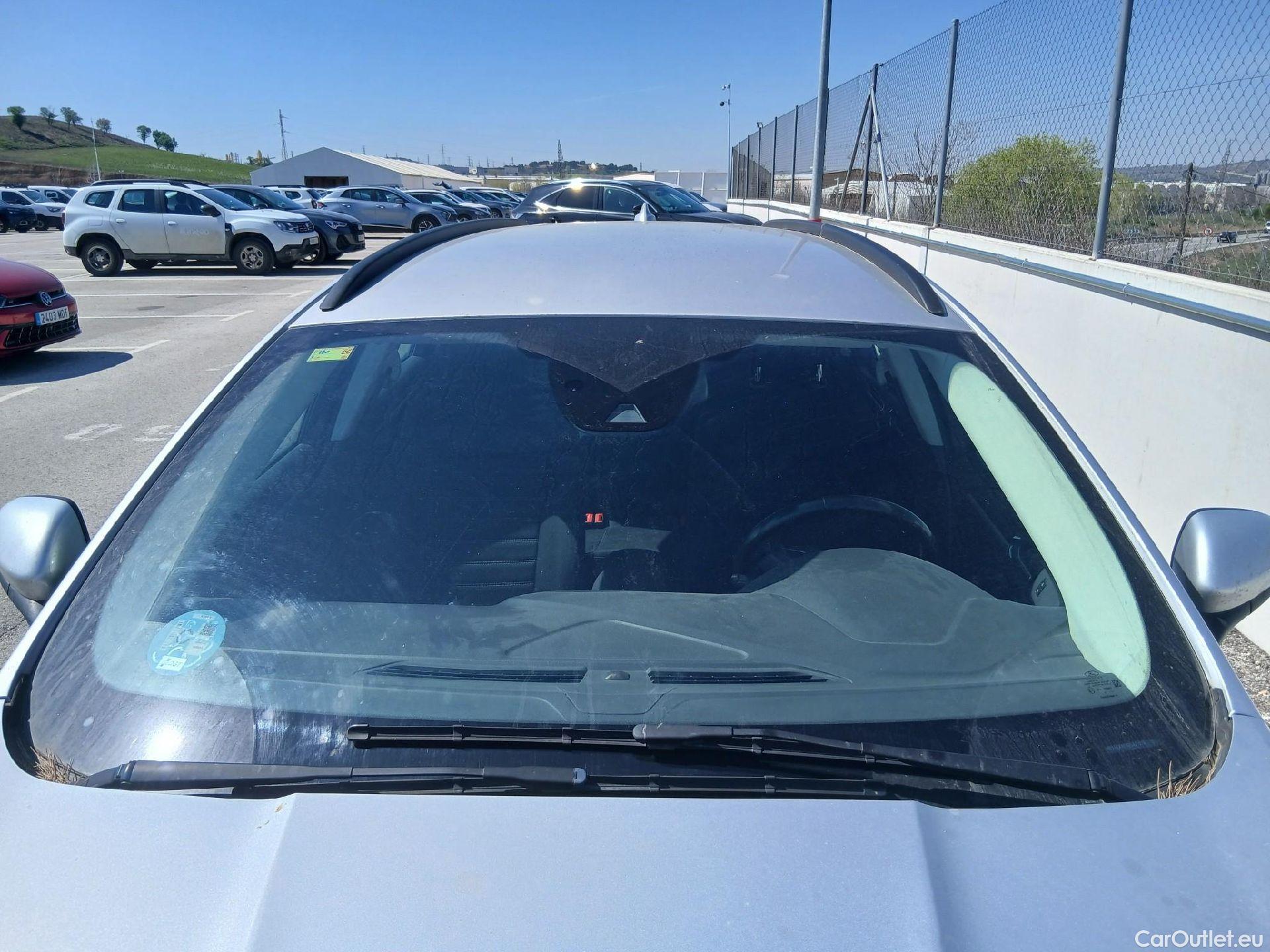  Ford  Mondeo FORD  / 2014 / 5P / familiar 2.0 TDCi 110kW Trend SportBreak #1