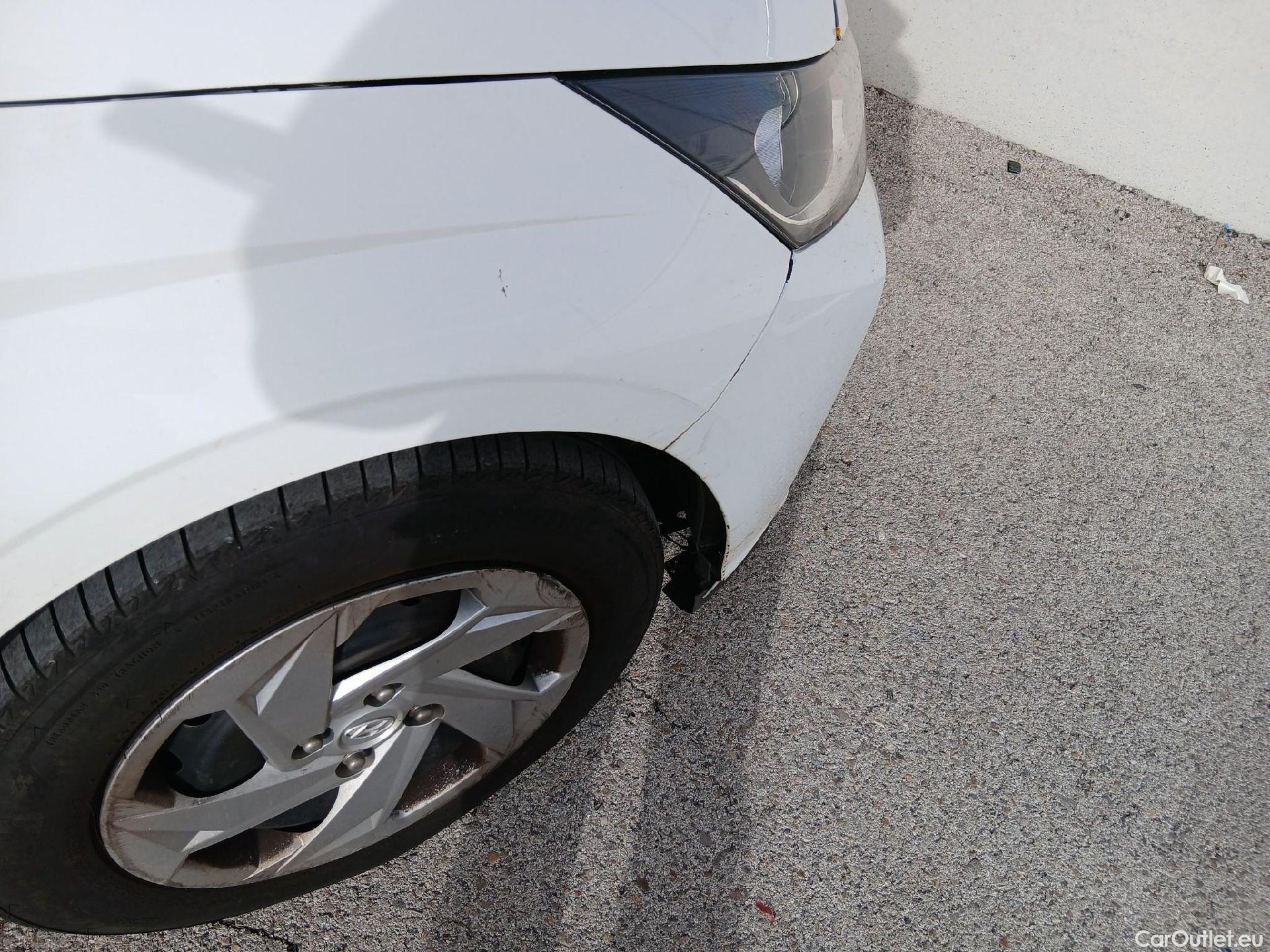  Hyundai  i20 HYUNDAI  / 2020 / 5P / berlina con portón 1.0 TGDI 74kW (100CV) 48V Essence #37