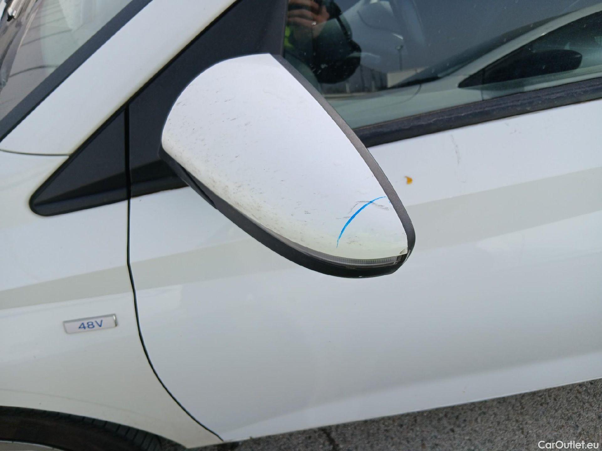  Hyundai  i20 HYUNDAI  / 2020 / 5P / berlina con portón 1.0 TGDI 74kW (100CV) 48V Essence #21