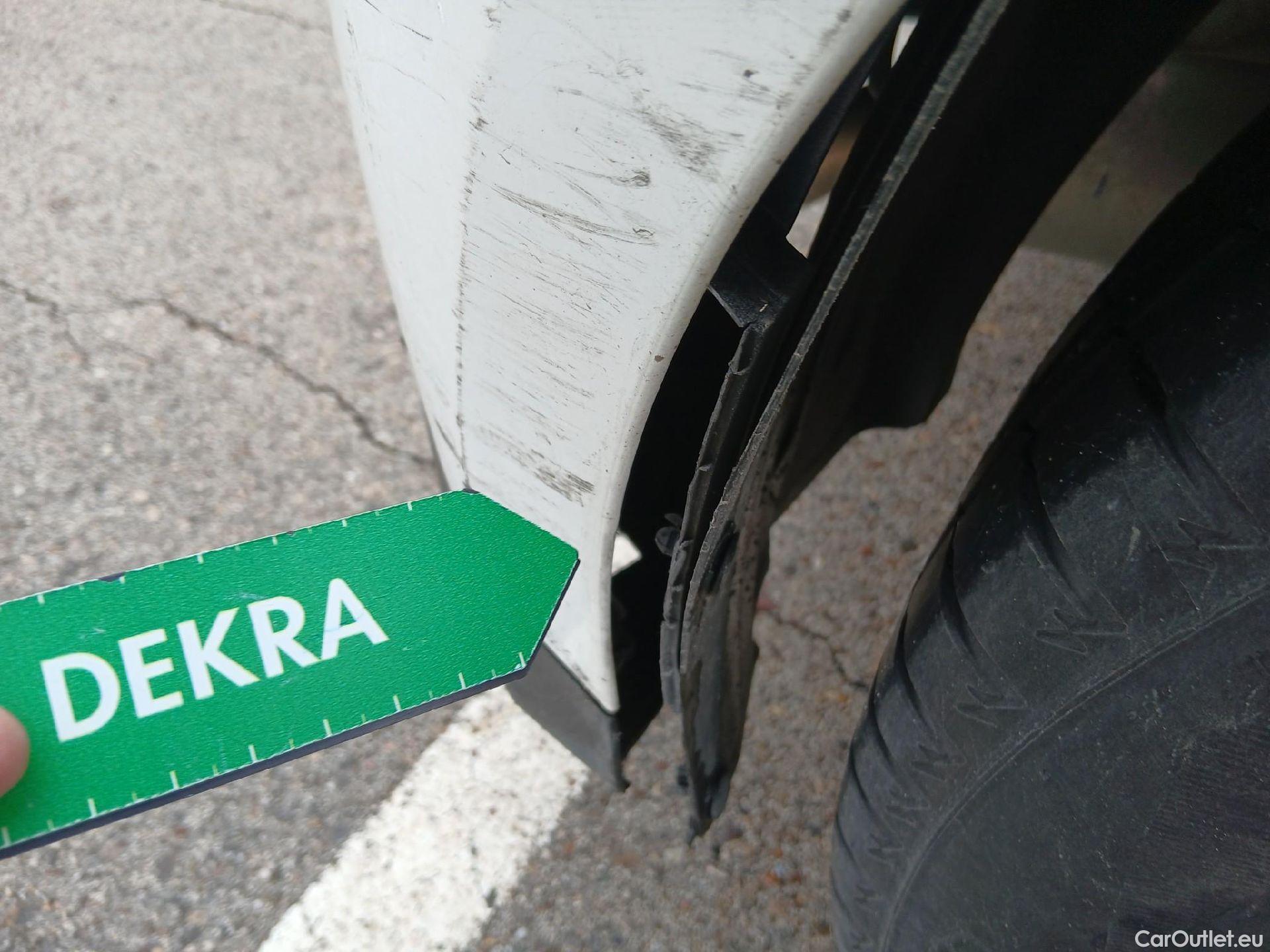  Hyundai  i20 HYUNDAI  / 2020 / 5P / berlina con portón 1.0 TGDI 74kW (100CV) 48V Essence #28