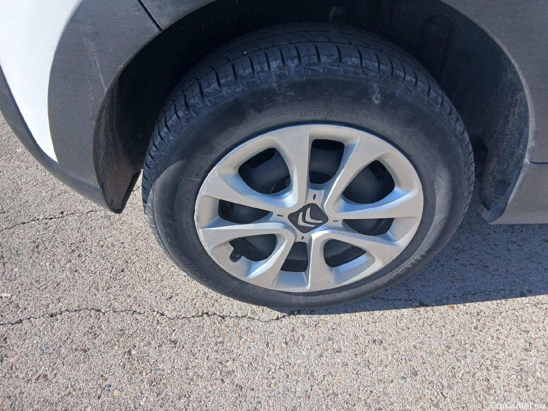  Citroen  C3 CITROEN  / 2020 / 5P / berlina con portón BlueHDi 75KW (100CV) S&S Live Pack #26