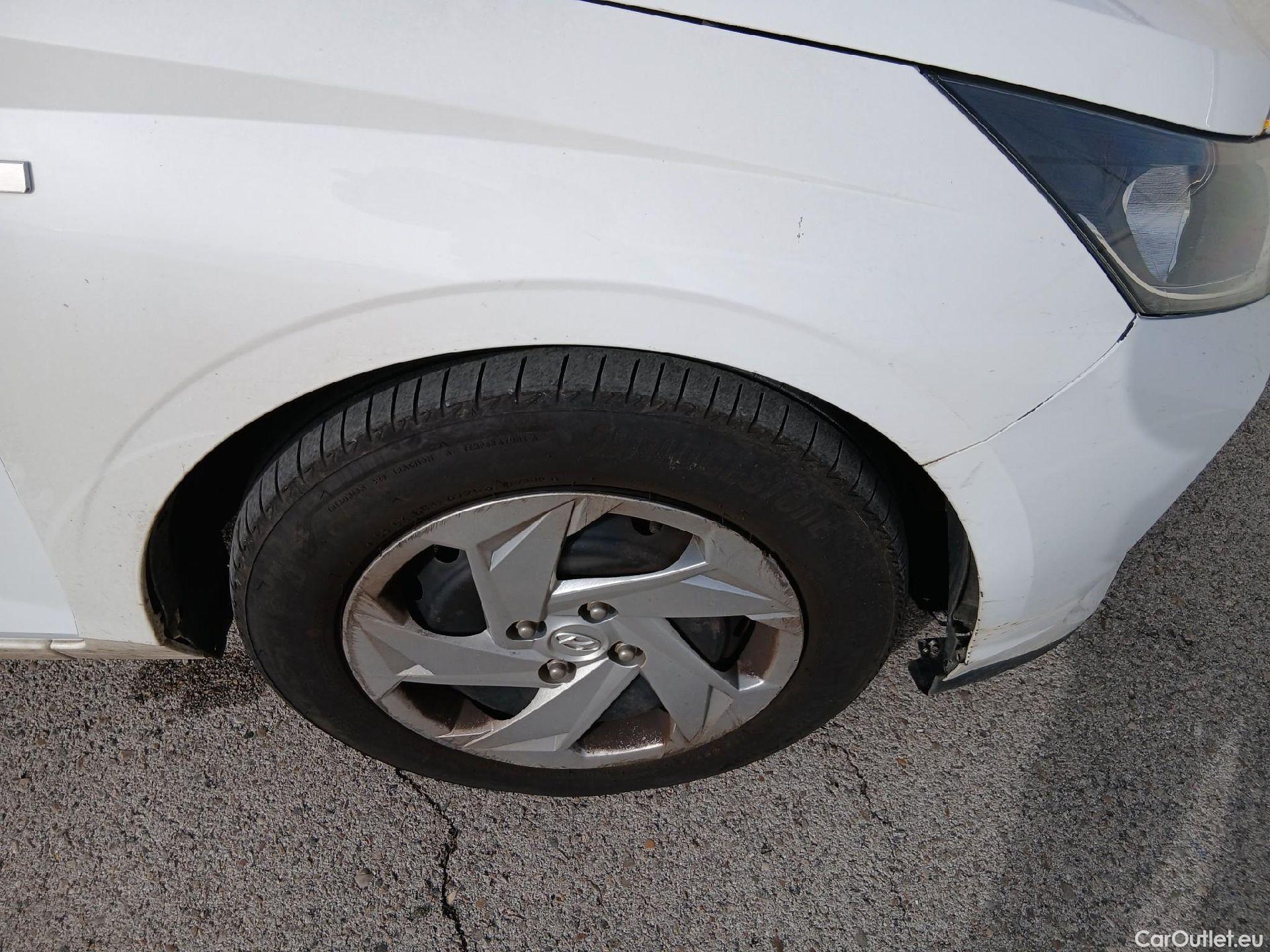  Hyundai  i20 HYUNDAI  / 2020 / 5P / berlina con portón 1.0 TGDI 74kW (100CV) 48V Essence #15