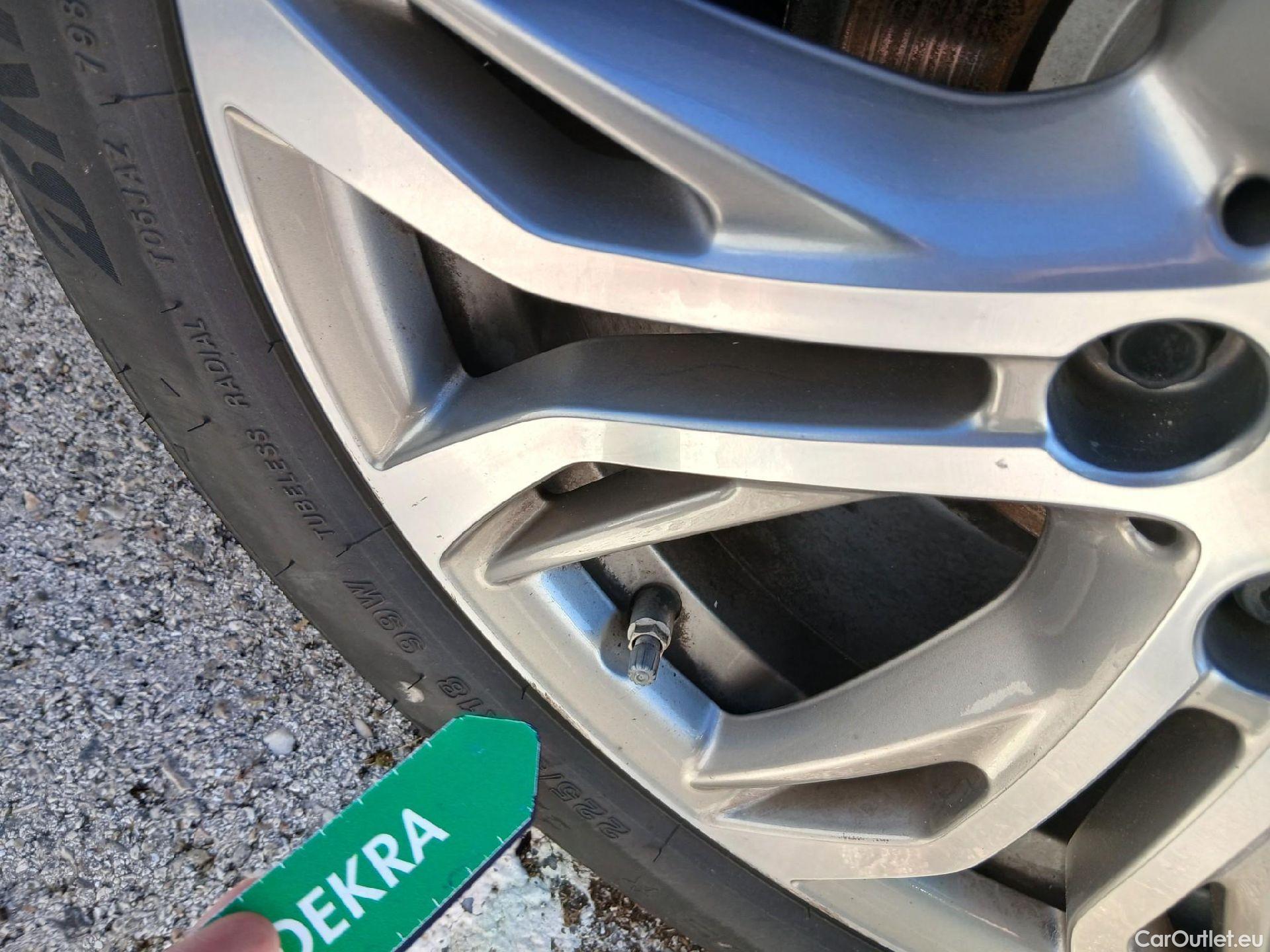  Bmw  X2 BMW  sDrive18i #3