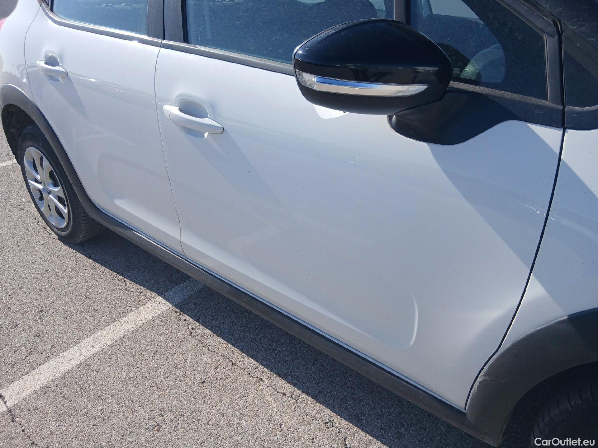  Citroen  C3 CITROEN  / 2020 / 5P / berlina con portón BlueHDi 75KW (100CV) S&S Live Pack #33