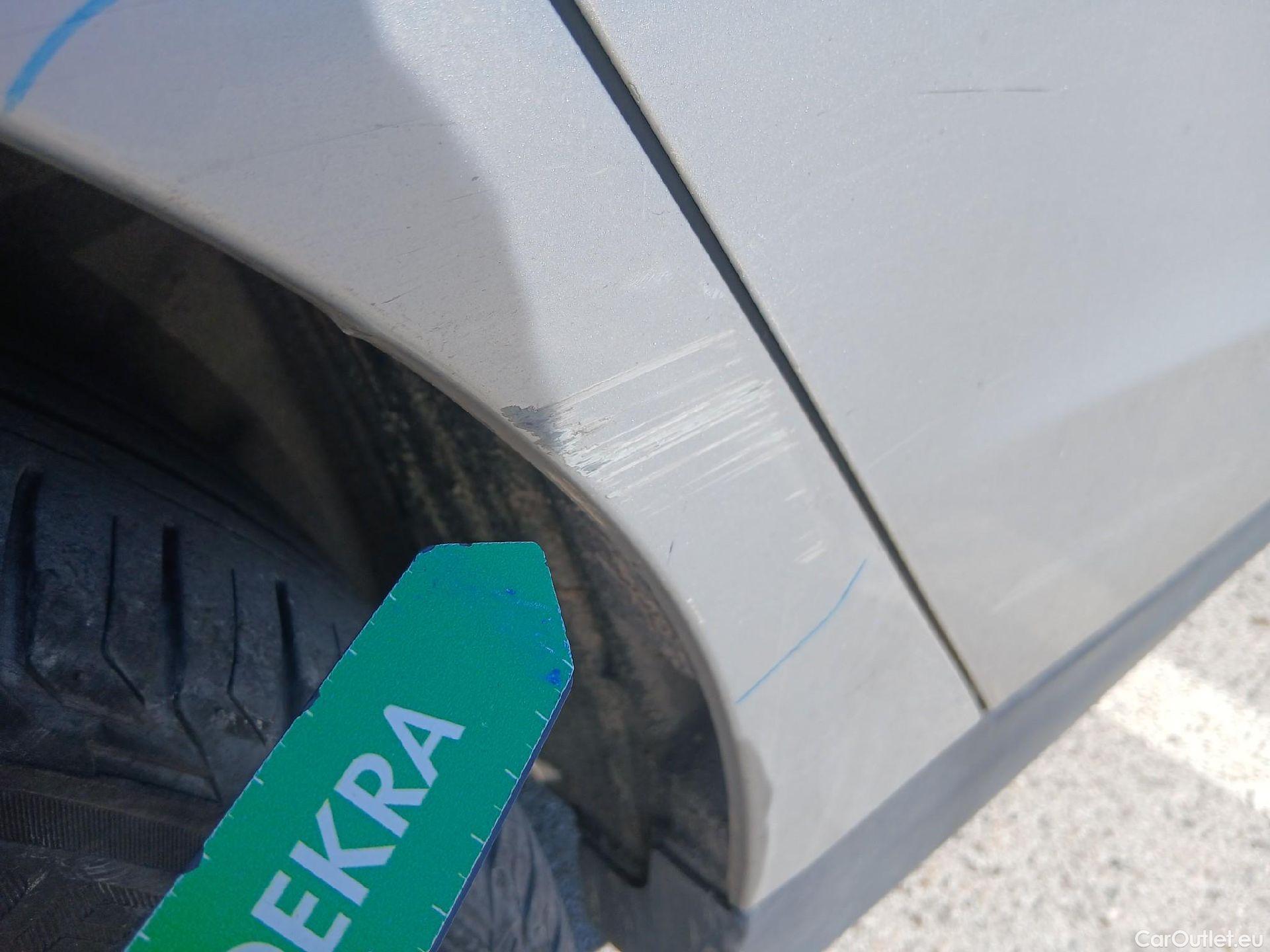  Ford  Mondeo FORD  / 2014 / 5P / familiar 2.0 TDCi 110kW Trend SportBreak #35