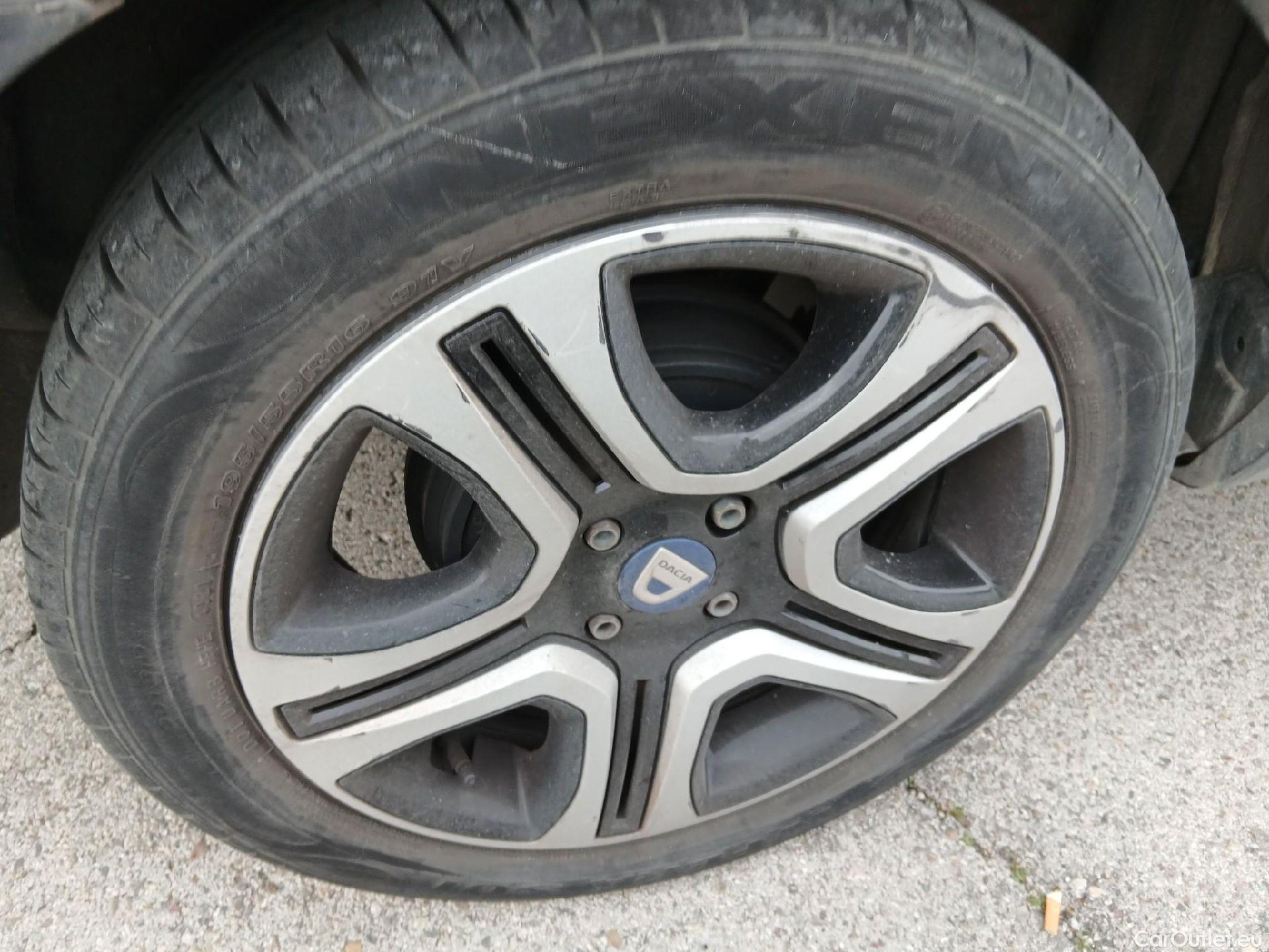  Dacia  Lodgy DACIA  / 2012 / 5P / monovolumen compacto SL Aniversario Blue dCi 85kW(115CV) 7Pl(SP) #52