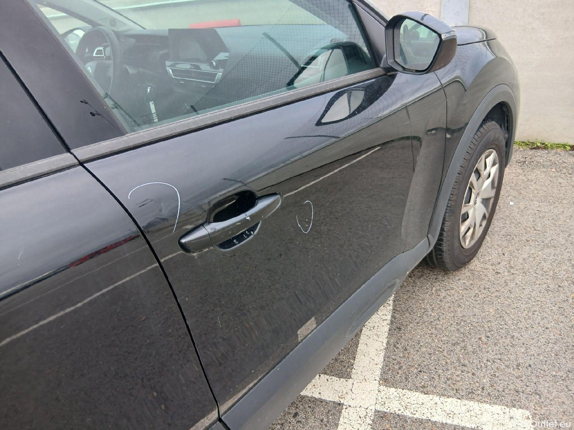  Citroen  C4 CITROEN  / 2020 / 5P / berlina con portón BlueHdi 110 S&S Live Pack #22