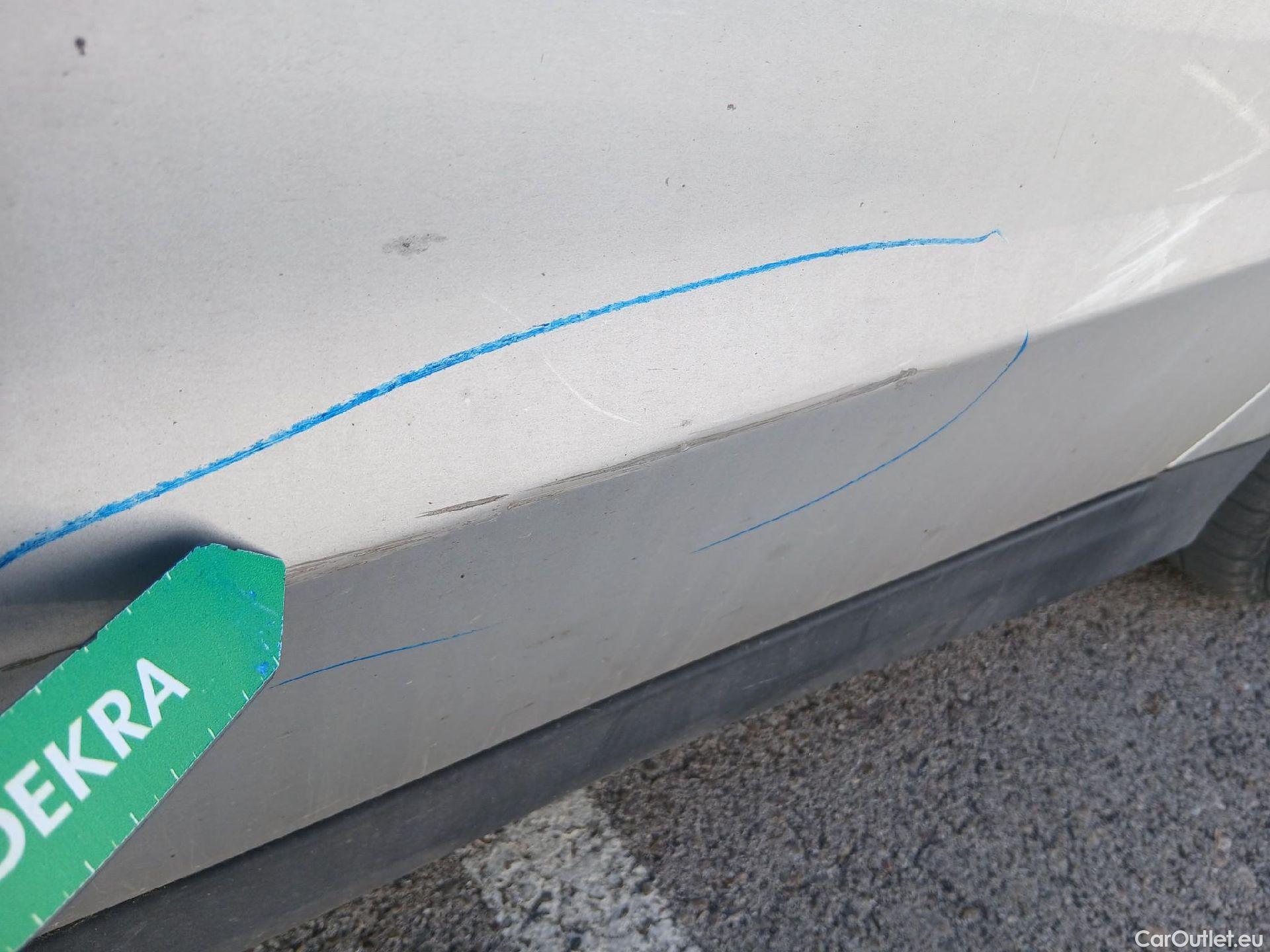  Ford  Mondeo FORD  / 2014 / 5P / familiar 2.0 TDCi 110kW Trend SportBreak #17