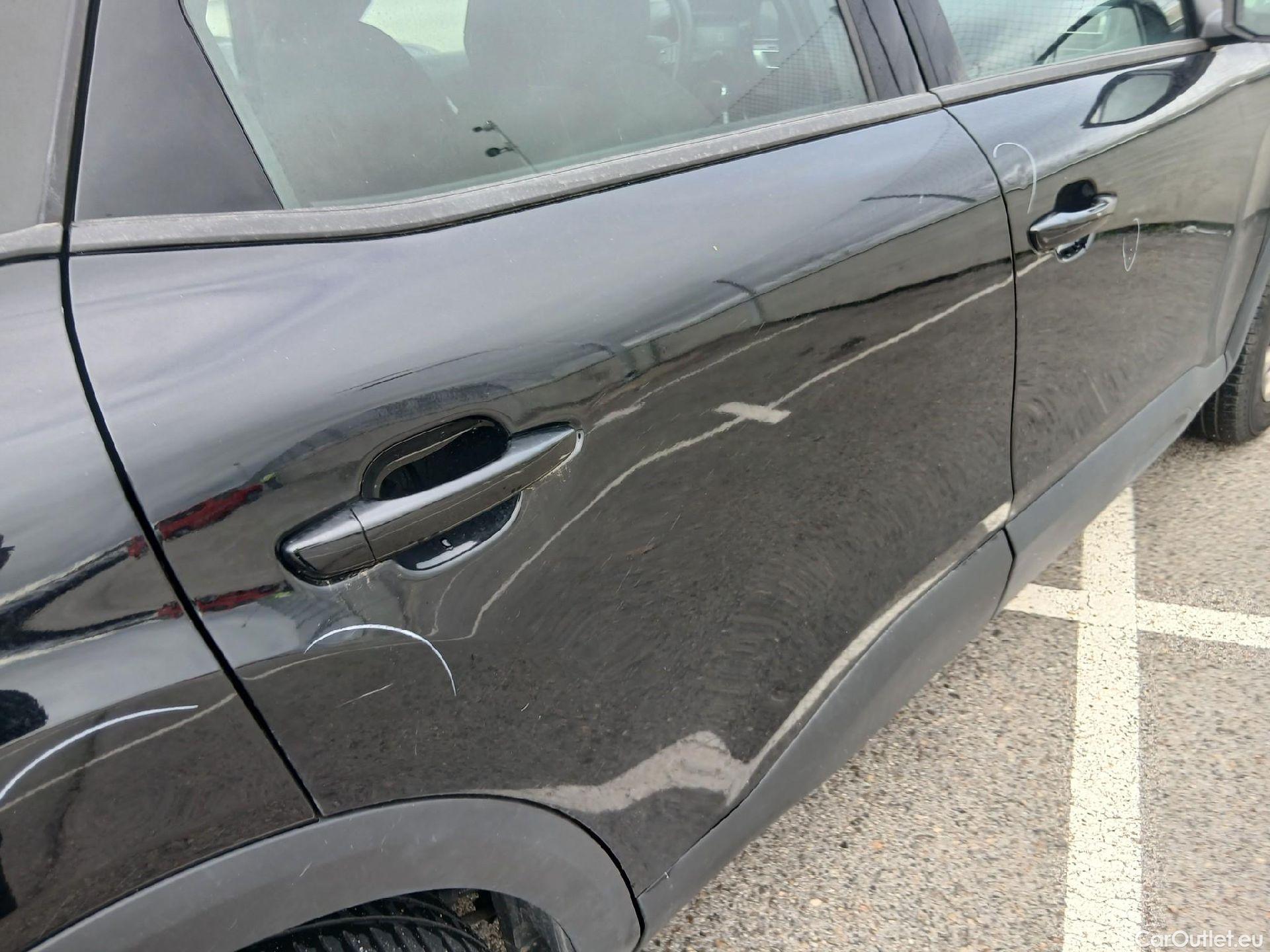  Citroen  C4 CITROEN  / 2020 / 5P / berlina con portón BlueHdi 110 S&S Live Pack #20