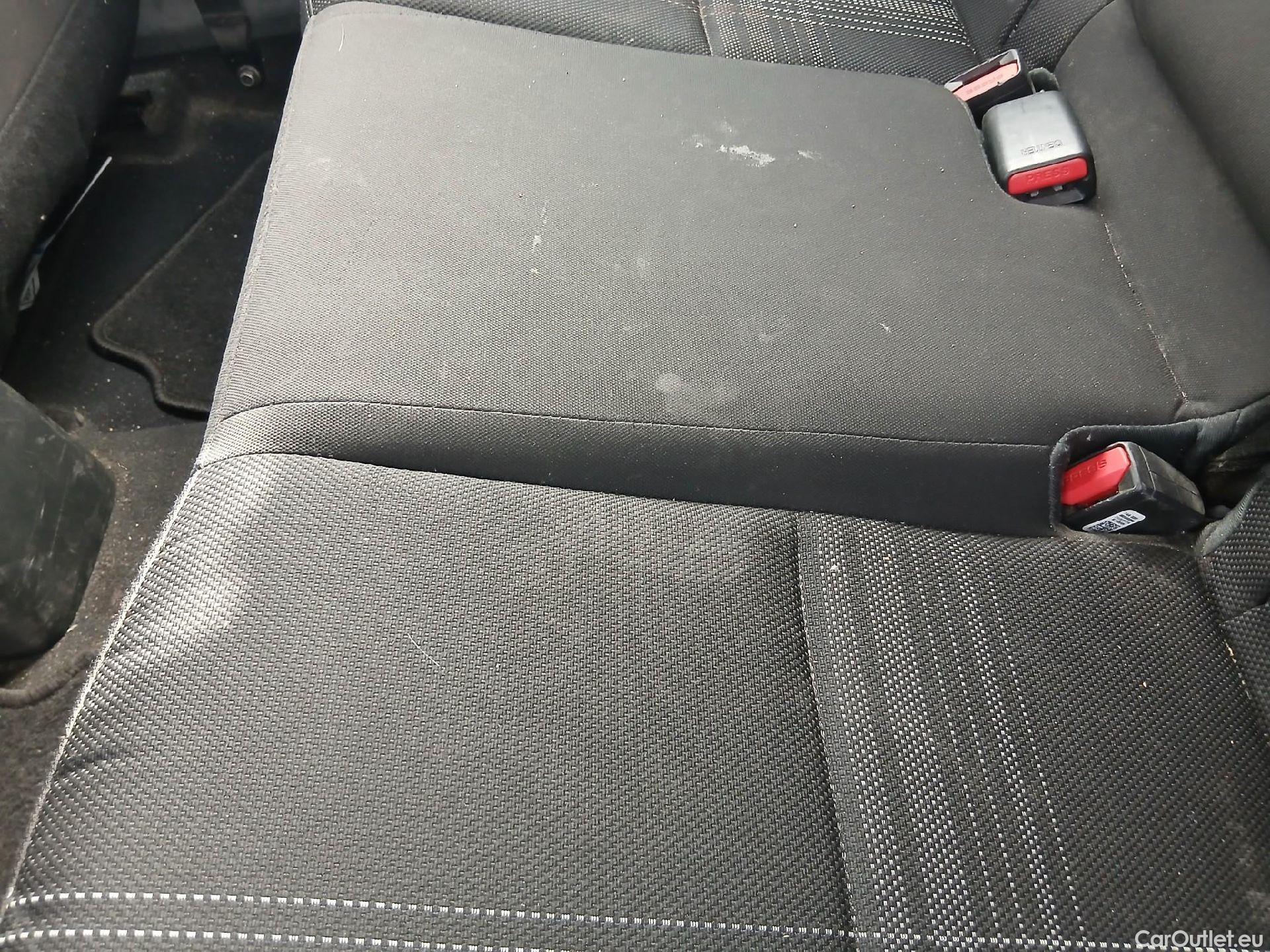  Hyundai  i20 HYUNDAI  / 2020 / 5P / berlina con portón 1.0 TGDI 74kW (100CV) 48V Essence #5