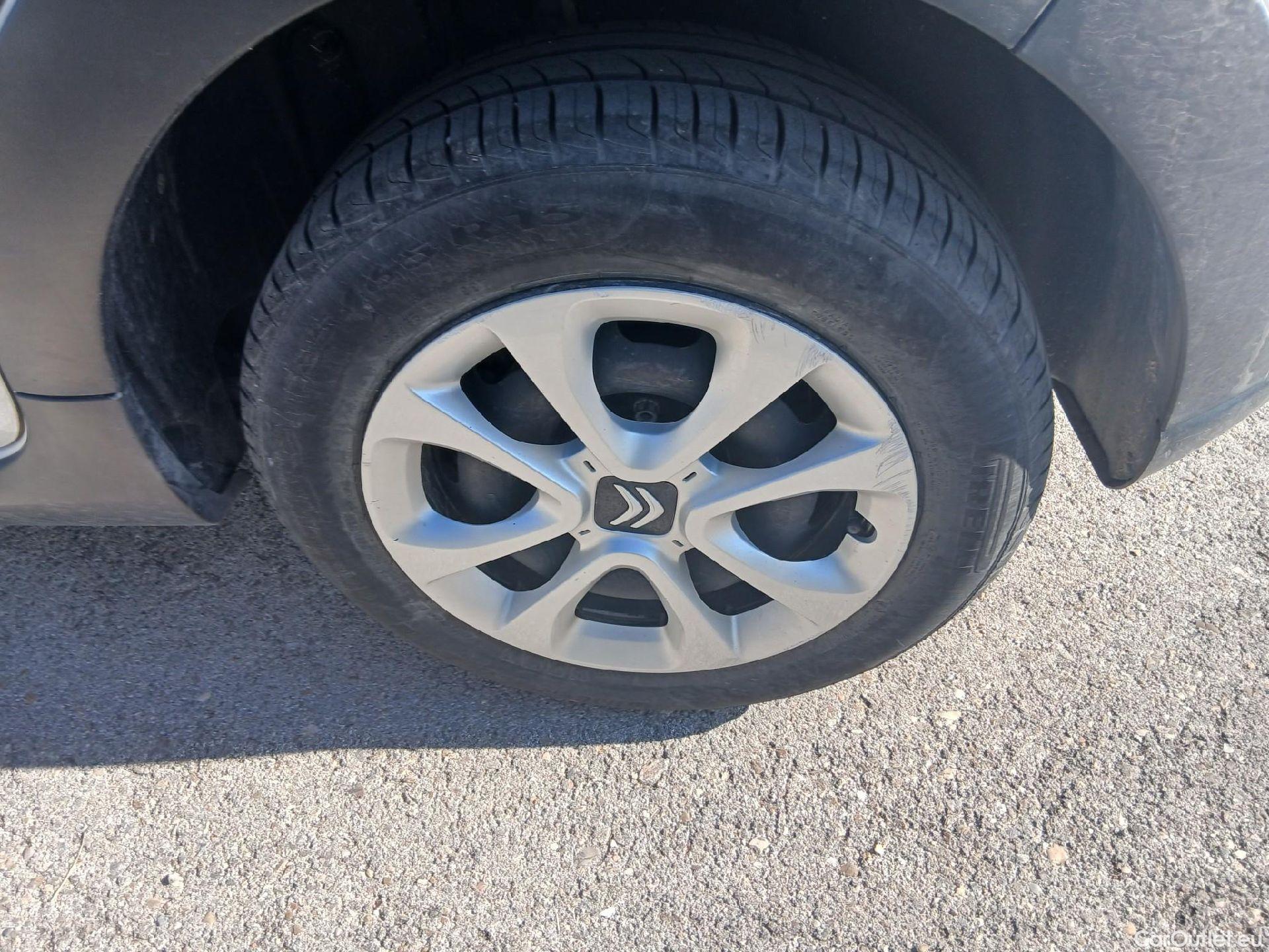  Citroen  C3 CITROEN  / 2020 / 5P / berlina con portón BlueHDi 75KW (100CV) S&S Live Pack #46