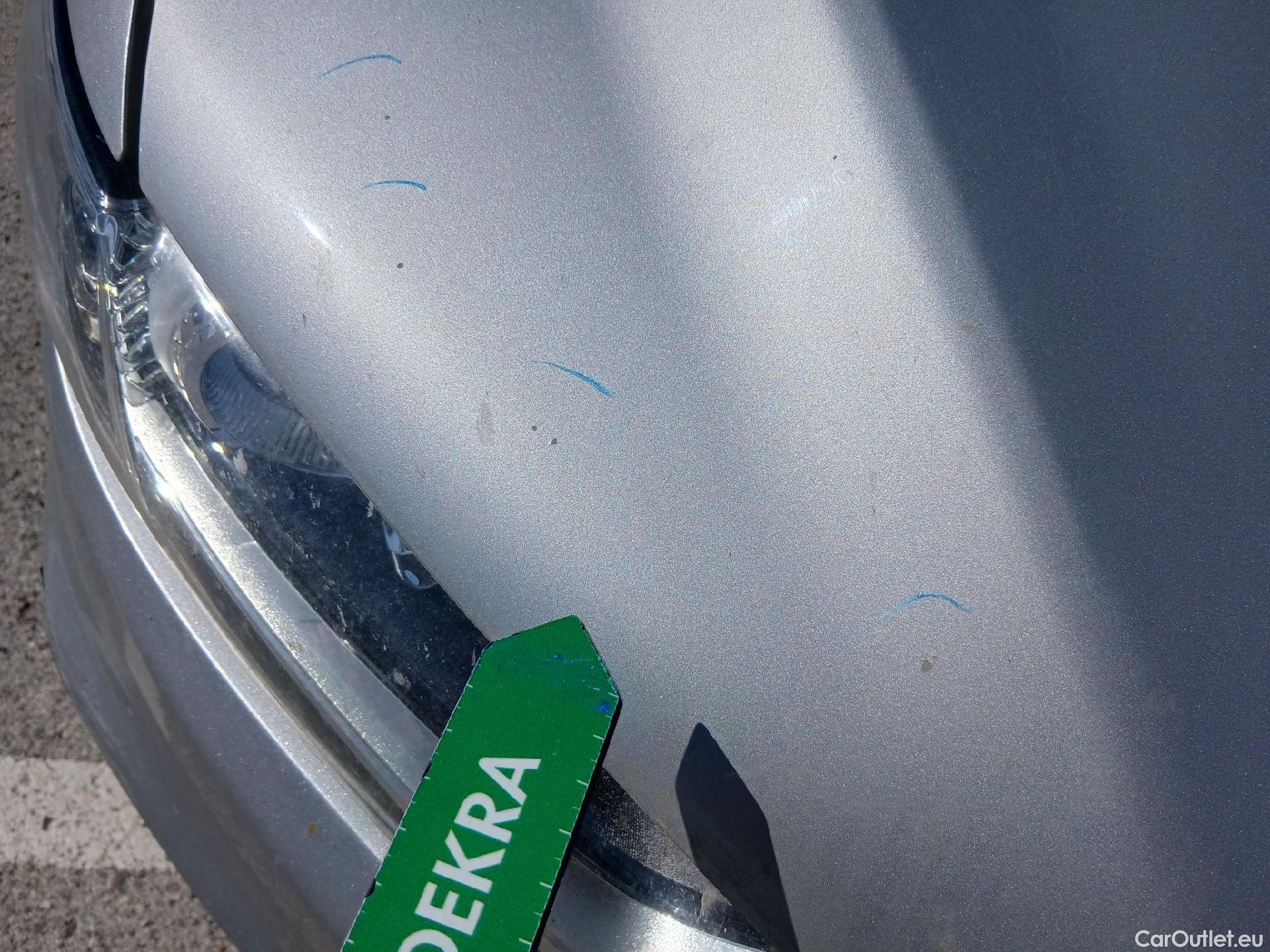  Ford  Mondeo FORD  / 2014 / 5P / familiar 2.0 TDCi 110kW Trend SportBreak #4