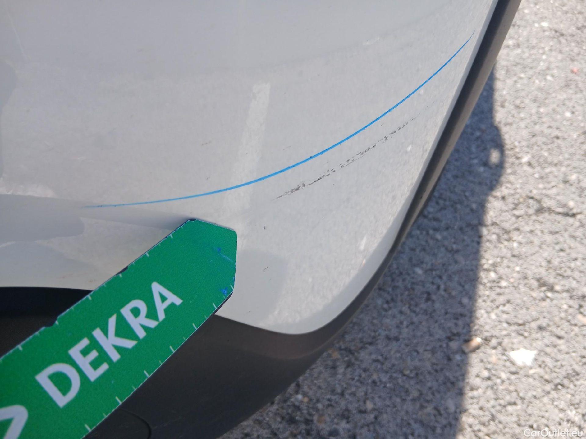  Citroen  C3 CITROEN  / 2020 / 5P / berlina con portón BlueHDi 75KW (100CV) S&S Live Pack #5