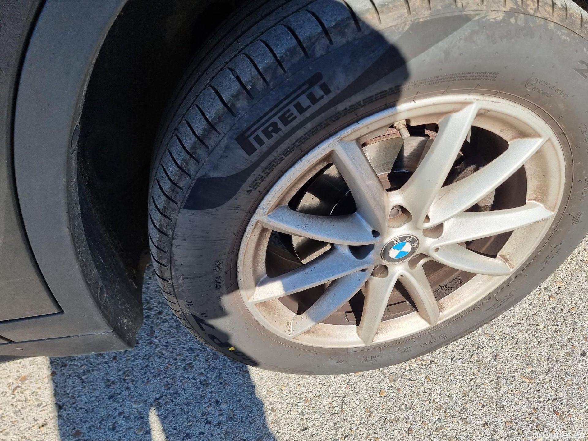  Bmw  X1 BMW  / 2019 / 5P / todoterreno sDrive16d Business #64