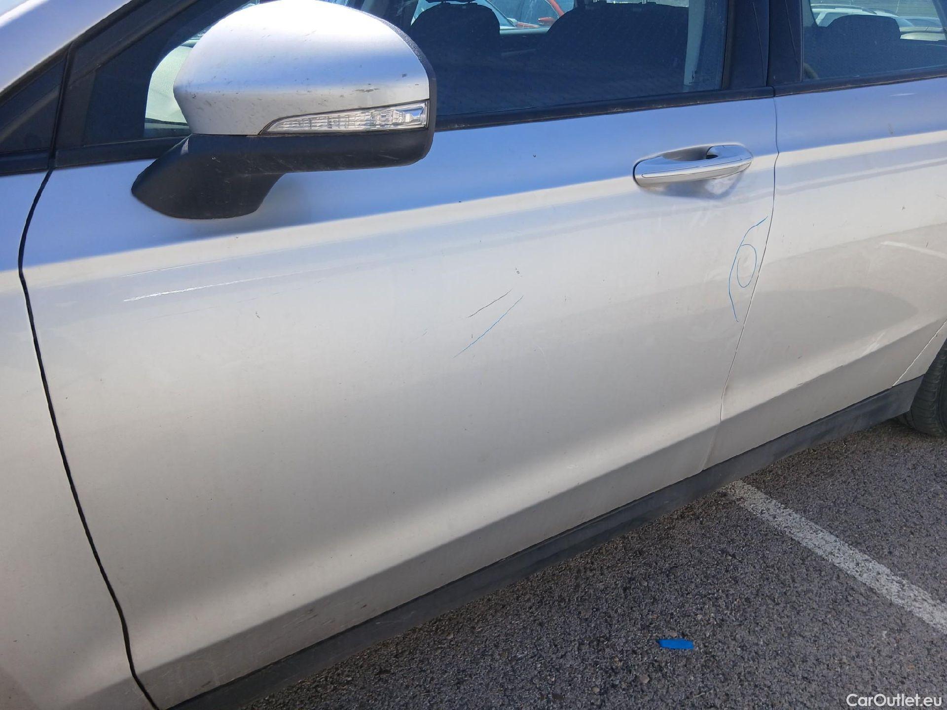  Ford  Mondeo FORD  / 2014 / 5P / familiar 2.0 TDCi 110kW Trend SportBreak #14