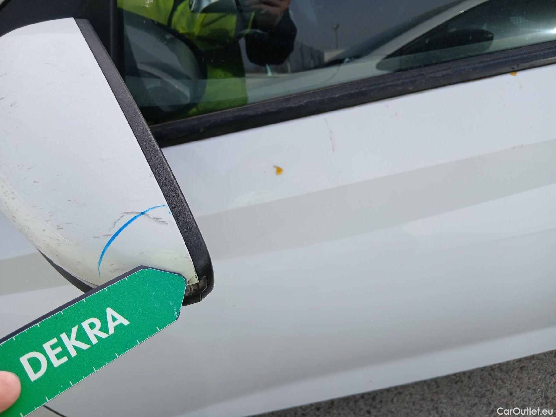  Hyundai  i20 HYUNDAI  / 2020 / 5P / berlina con portón 1.0 TGDI 74kW (100CV) 48V Essence #22