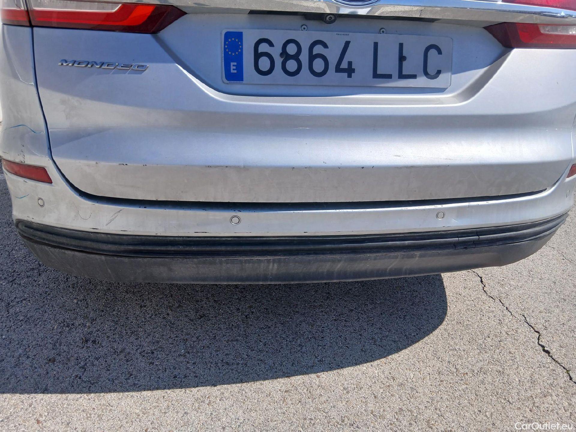  Ford  Mondeo FORD  / 2014 / 5P / familiar 2.0 TDCi 110kW Trend SportBreak #28