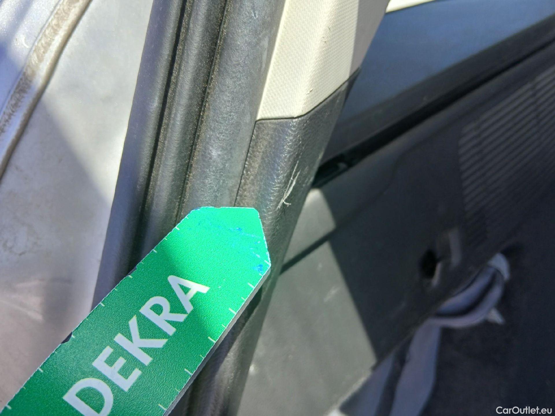  Ford  Mondeo FORD  / 2014 / 5P / familiar 2.0 TDCi 110kW Trend SportBreak #33