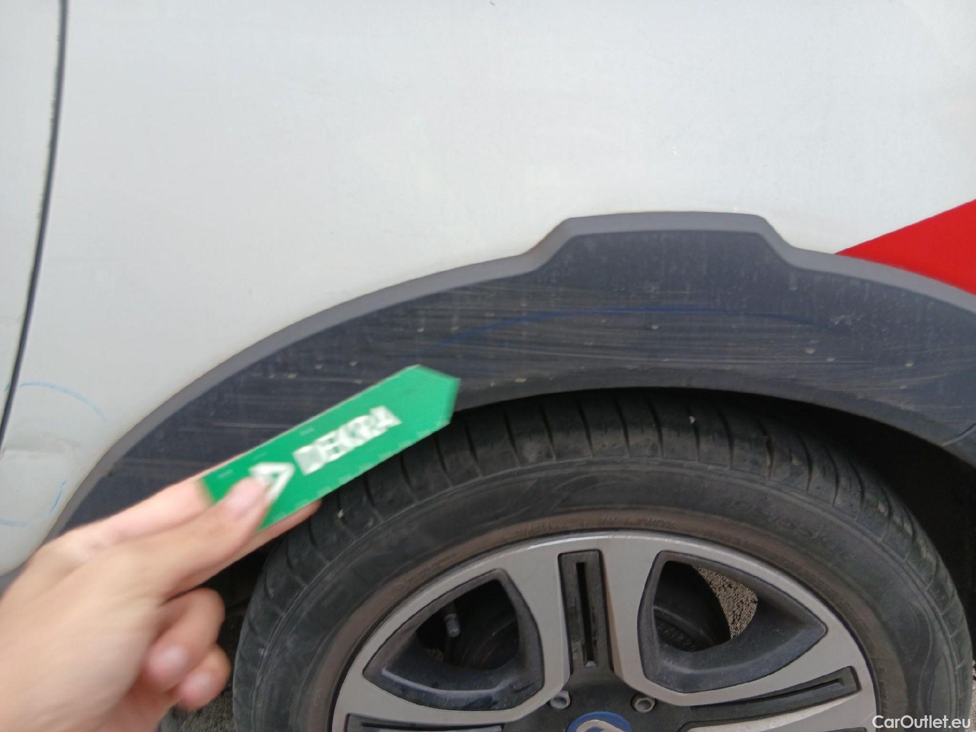  Dacia  Lodgy DACIA  / 2012 / 5P / monovolumen compacto SL Aniversario Blue dCi 85kW(115CV) 7Pl(SP) #38