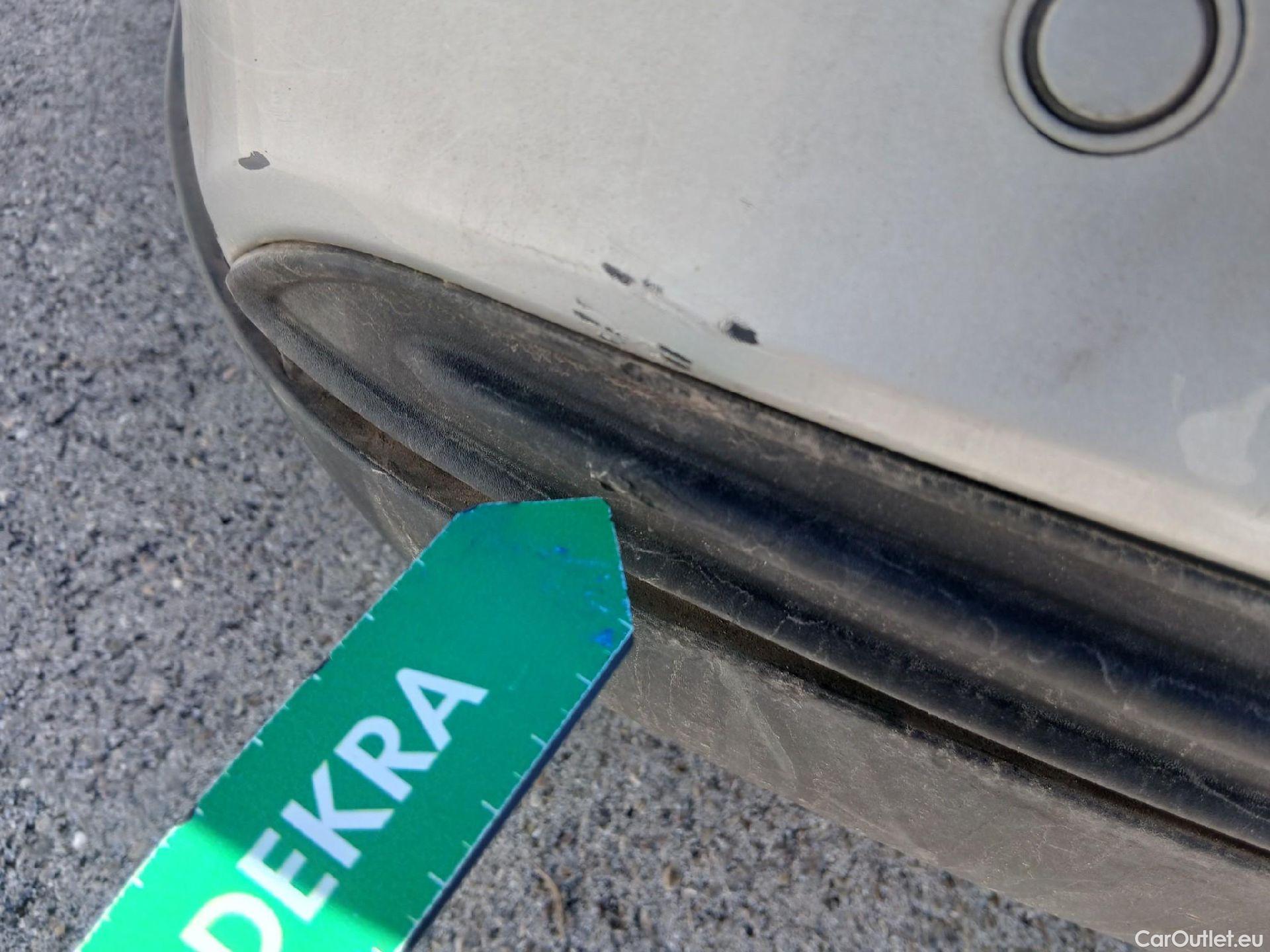  Ford  Mondeo FORD  / 2014 / 5P / familiar 2.0 TDCi 110kW Trend SportBreak #27