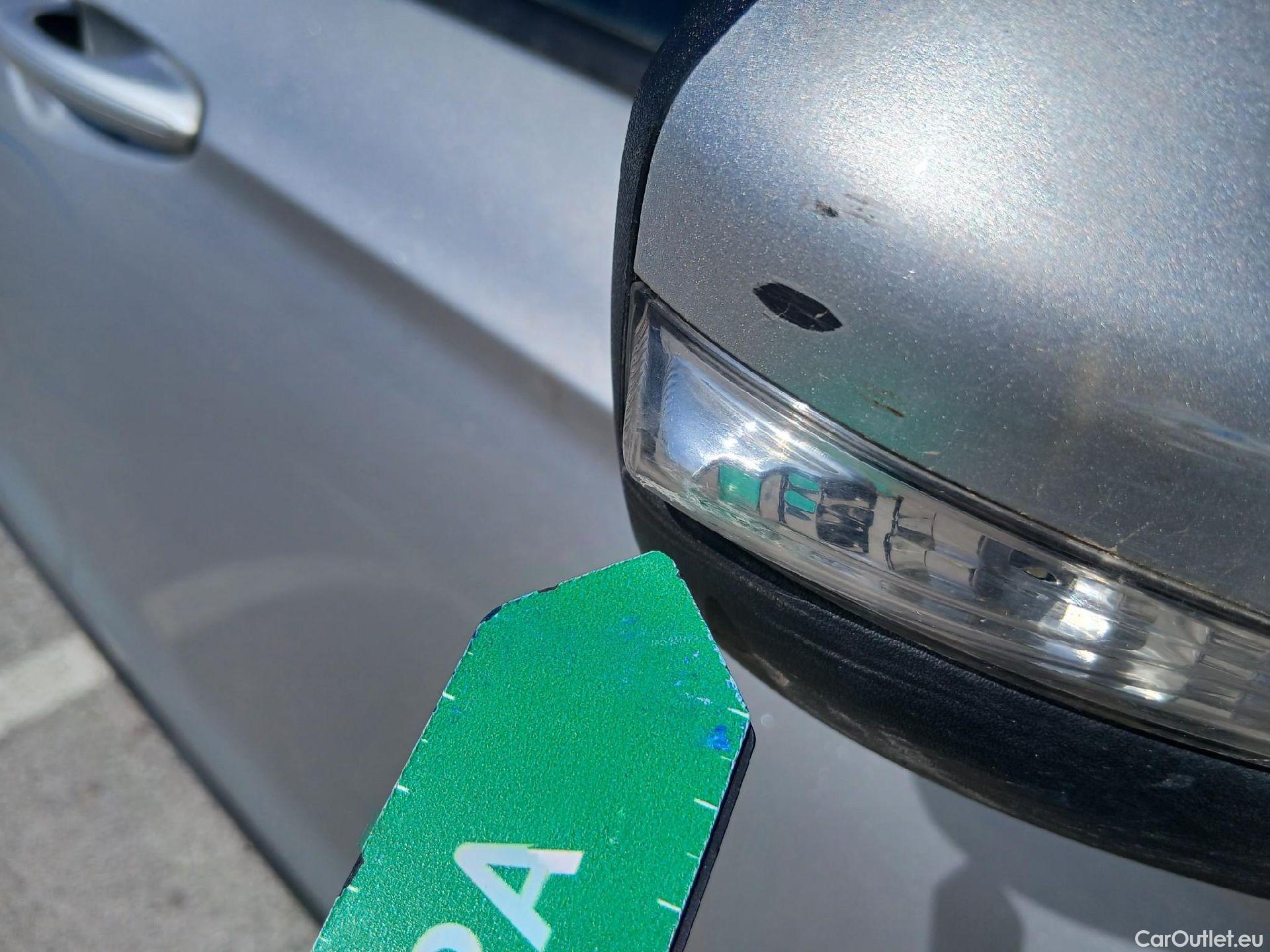  Ford  Mondeo FORD  / 2014 / 5P / familiar 2.0 TDCi 110kW Trend SportBreak #44