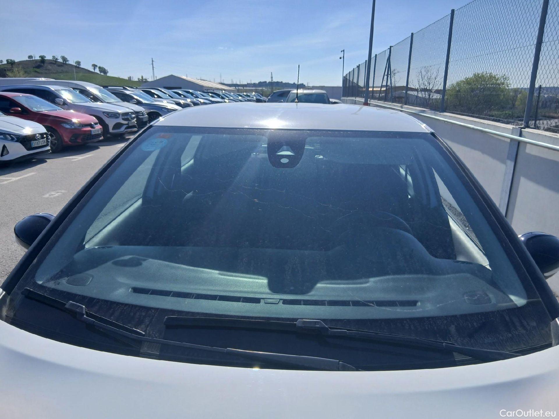  Citroen  C3 CITROEN  / 2020 / 5P / berlina con portón BlueHDi 75KW (100CV) S&S Live Pack #1