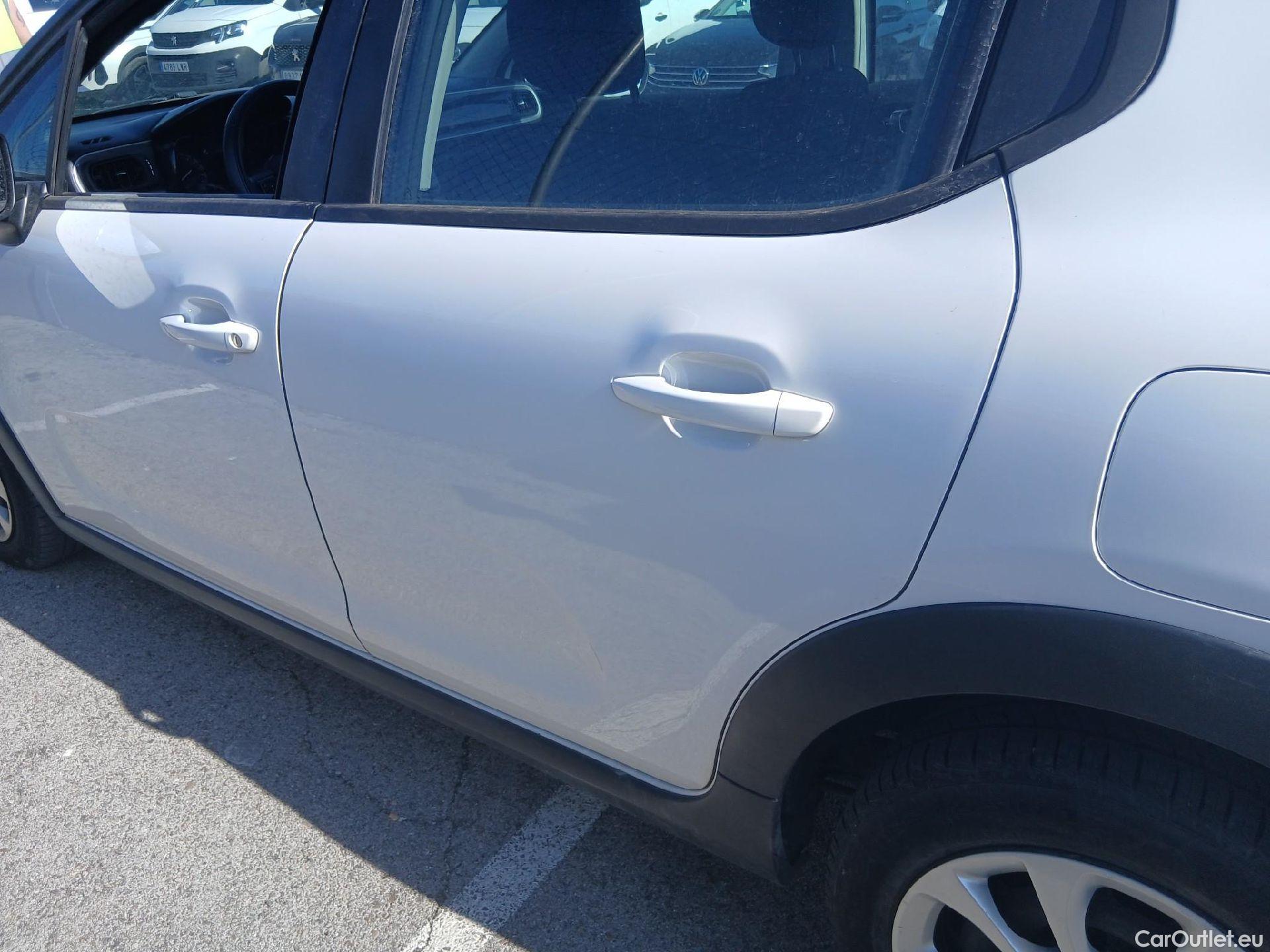  Citroen  C3 CITROEN  / 2020 / 5P / berlina con portón BlueHDi 75KW (100CV) S&S Live Pack #10