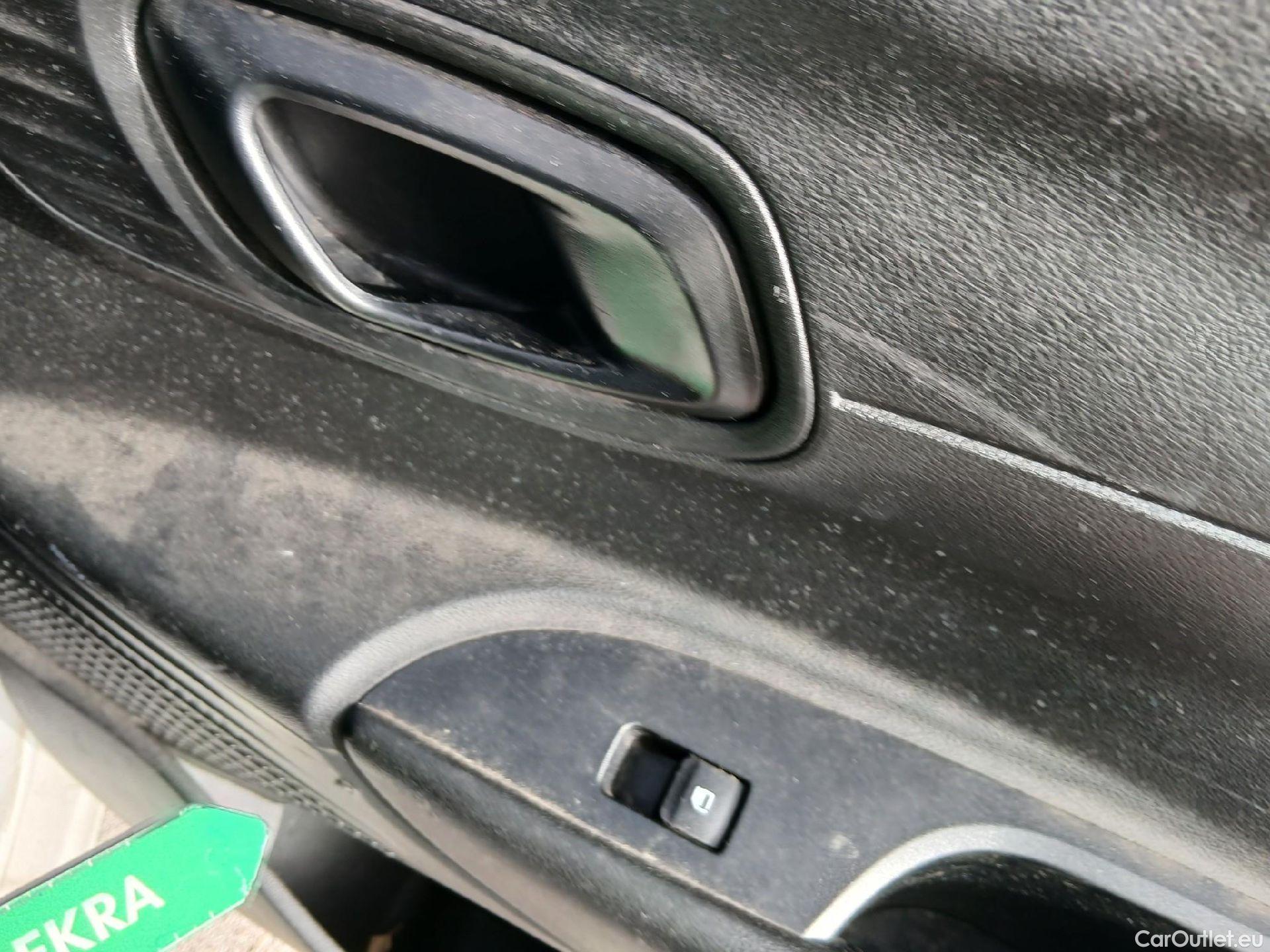  Hyundai  i20 HYUNDAI  / 2020 / 5P / berlina con portón 1.0 TGDI 74kW (100CV) 48V Essence #13