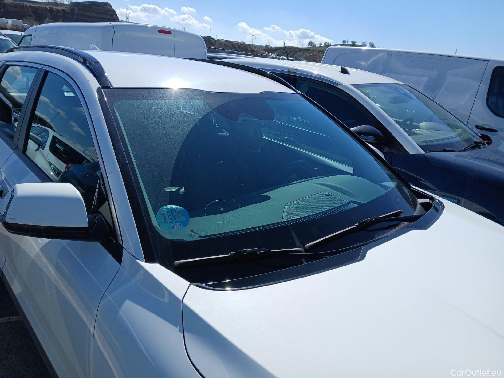  KIA  Niro KIA  / 2022 / 5P / crossover 1.6 GDi HEV 104kW (141CV) Drive #5