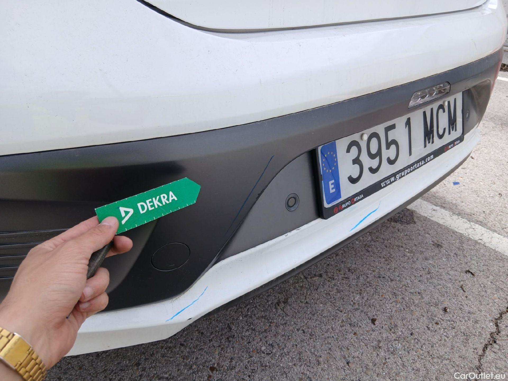  Hyundai   Ioniq HYUNDAI / 2019 / 5P / berlina con portón 1.6 GDI HEV Tecno DCT #17