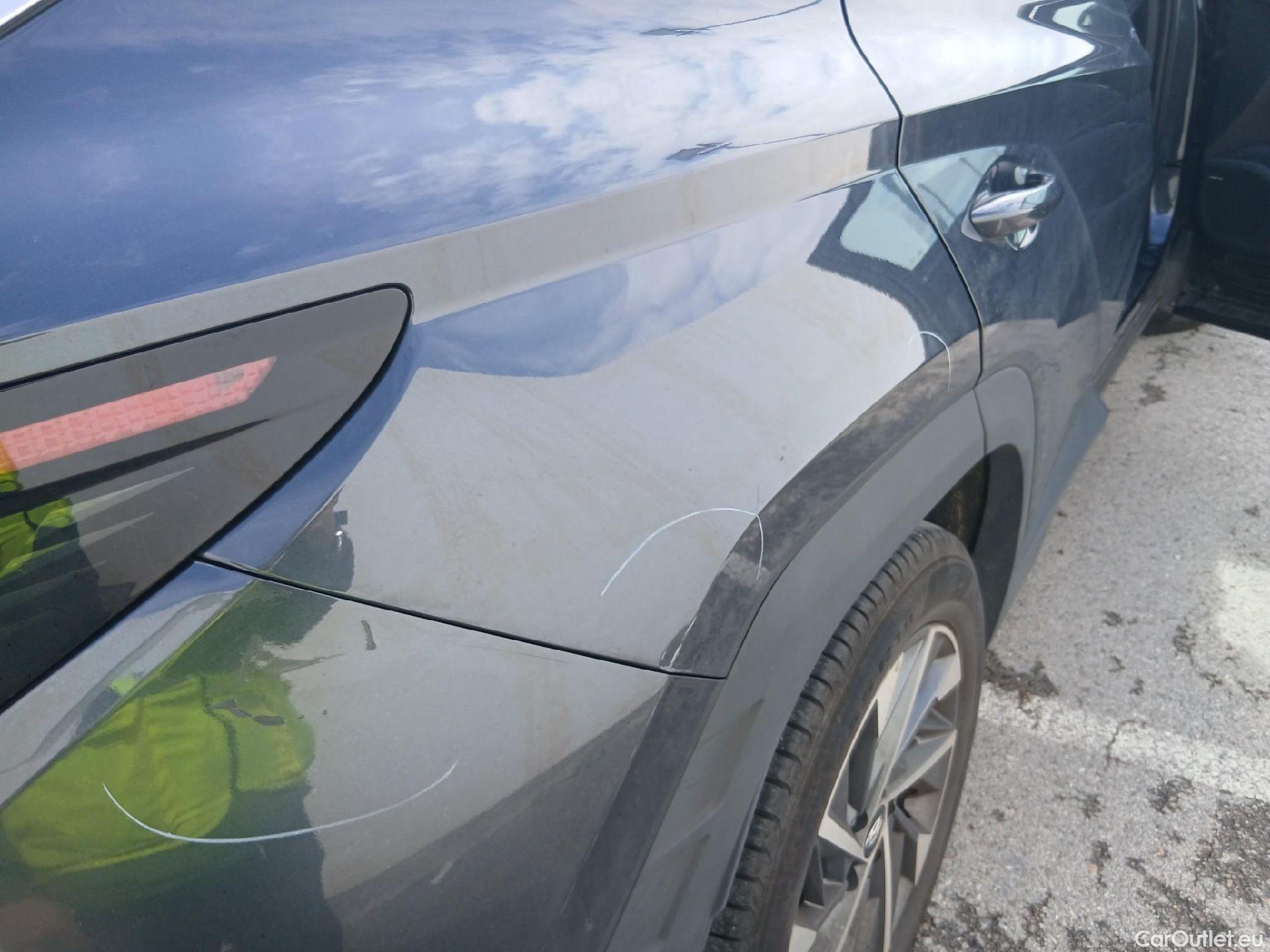  Hyundai  Tucson HYUNDAI  / 2020 / 5P / todoterreno 1.6 CRDI 100kW 48V Tecno DCT 4x4 2C #12