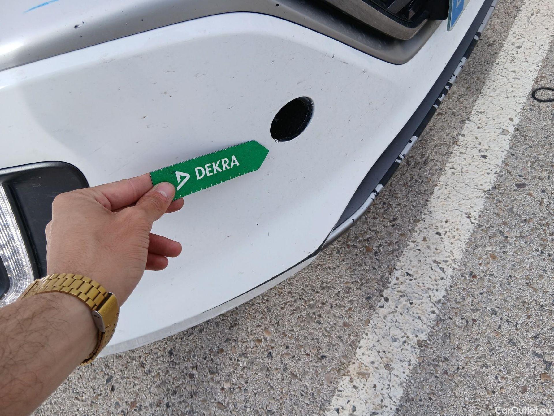  Hyundai   Ioniq HYUNDAI / 2019 / 5P / berlina con portón 1.6 GDI HEV Tecno DCT #7