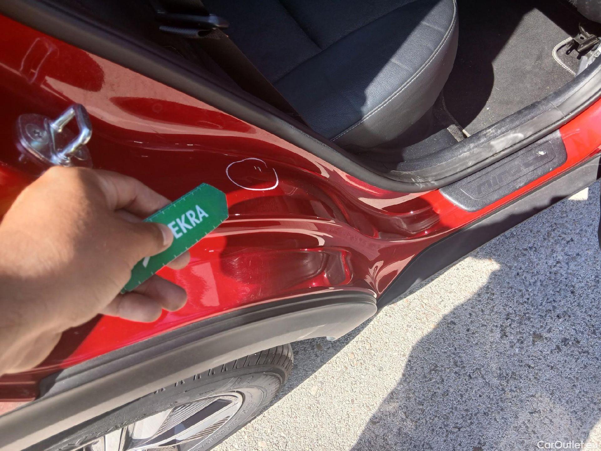  KIA  Niro KIA  / 2019 / 5P / crossover 1.6 GDi HEV 104kW (141CV) Drive #24