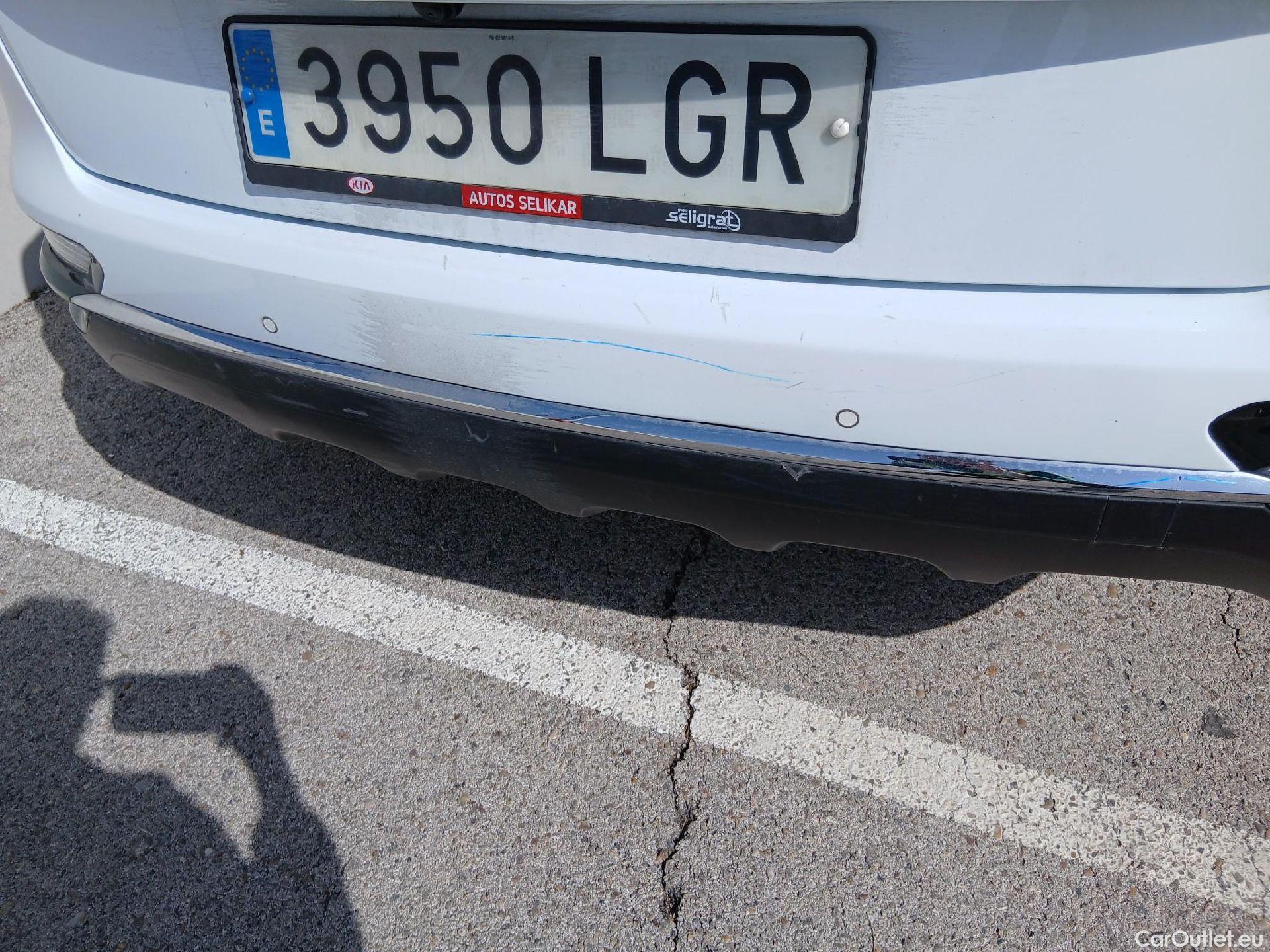  KIA  Sportage KIA  / 2018 / 5P / todoterreno 1.6 MHEV Business 85kW (115CV) 4x2 #18