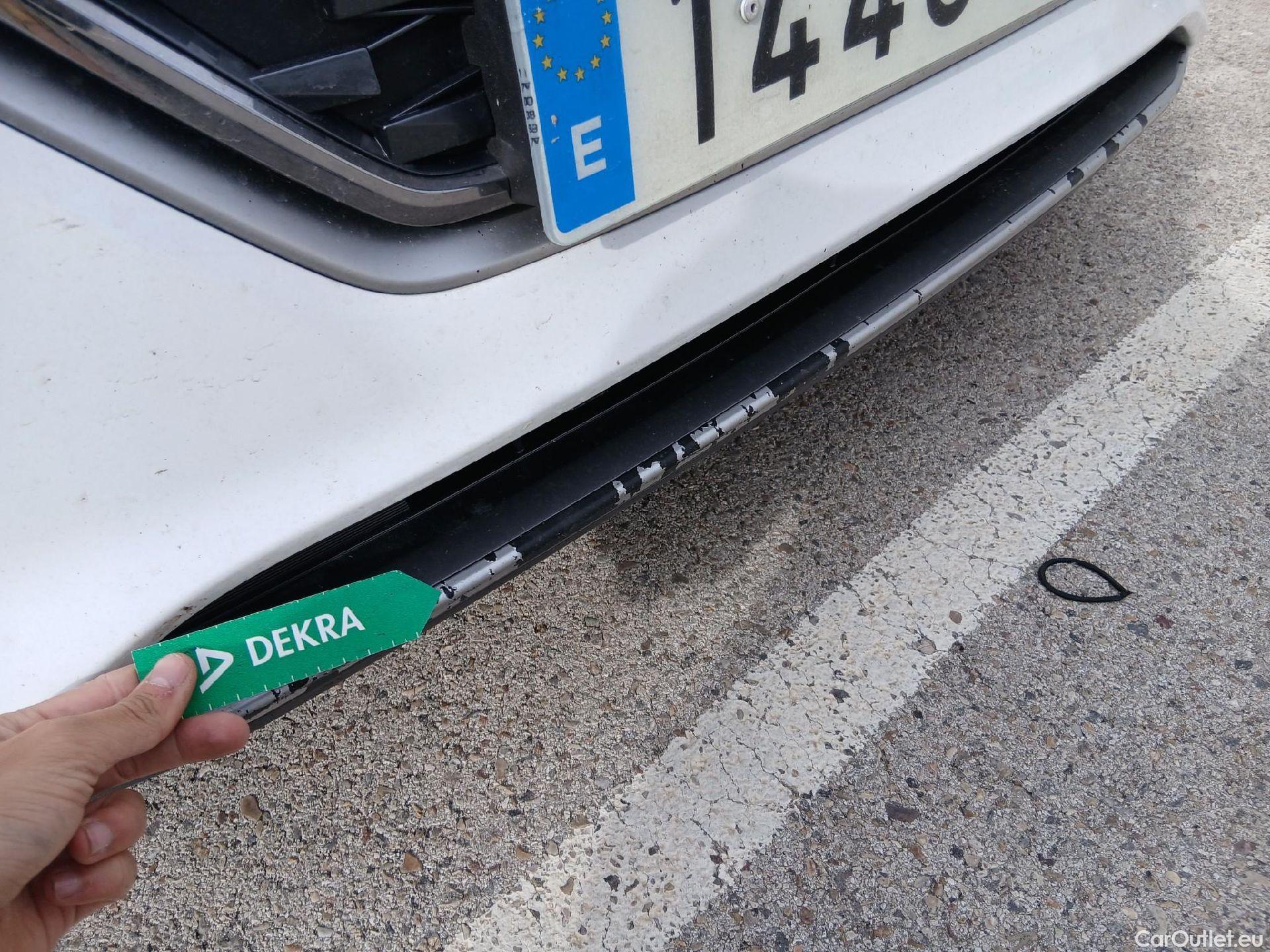  Hyundai   Ioniq HYUNDAI / 2019 / 5P / berlina con portón 1.6 GDI HEV Tecno DCT #9