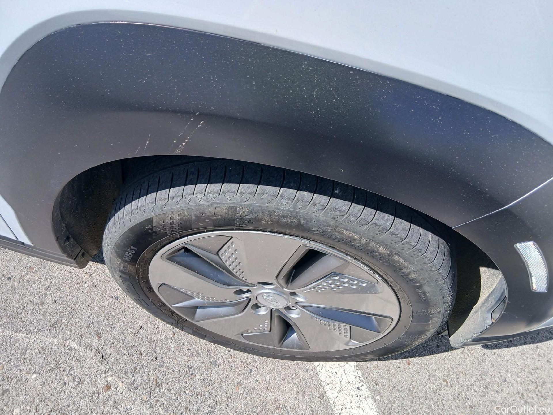  Hyundai  Konna HYUNDAI Kona / 2017 / 5P / todoterreno 150kW EV Klass 484km #1