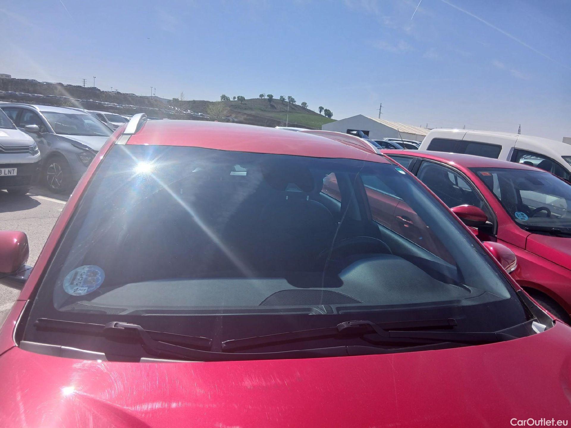  KIA  Niro KIA  / 2019 / 5P / crossover 1.6 GDi HEV 104kW (141CV) Drive #8